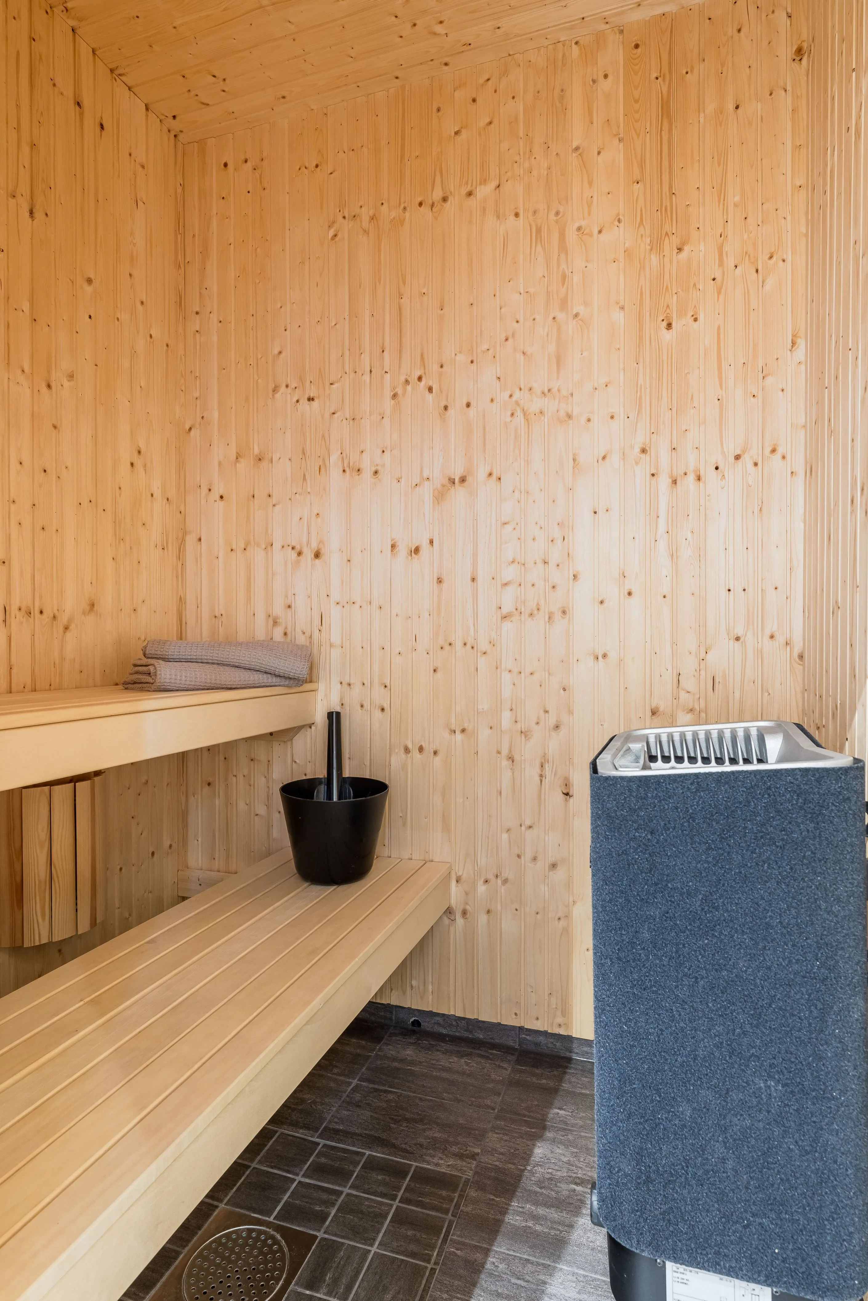 Contemporary 4-Bedroom House with Expansive Grounds in Tänndalen, Sweden - View image 32 of 43