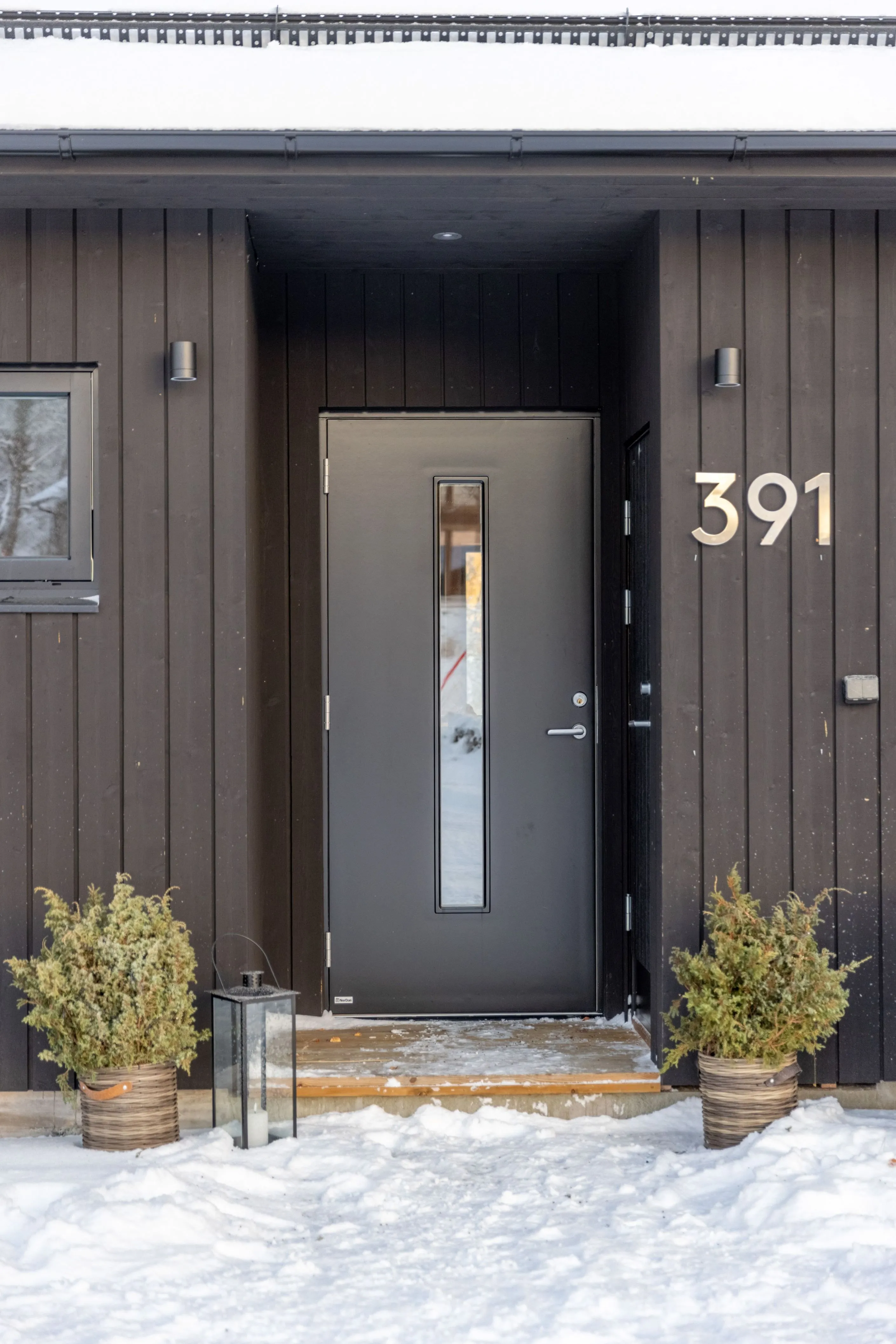 Contemporary 4-Bedroom House with Expansive Grounds in Tänndalen, Sweden - View image 34 of 43