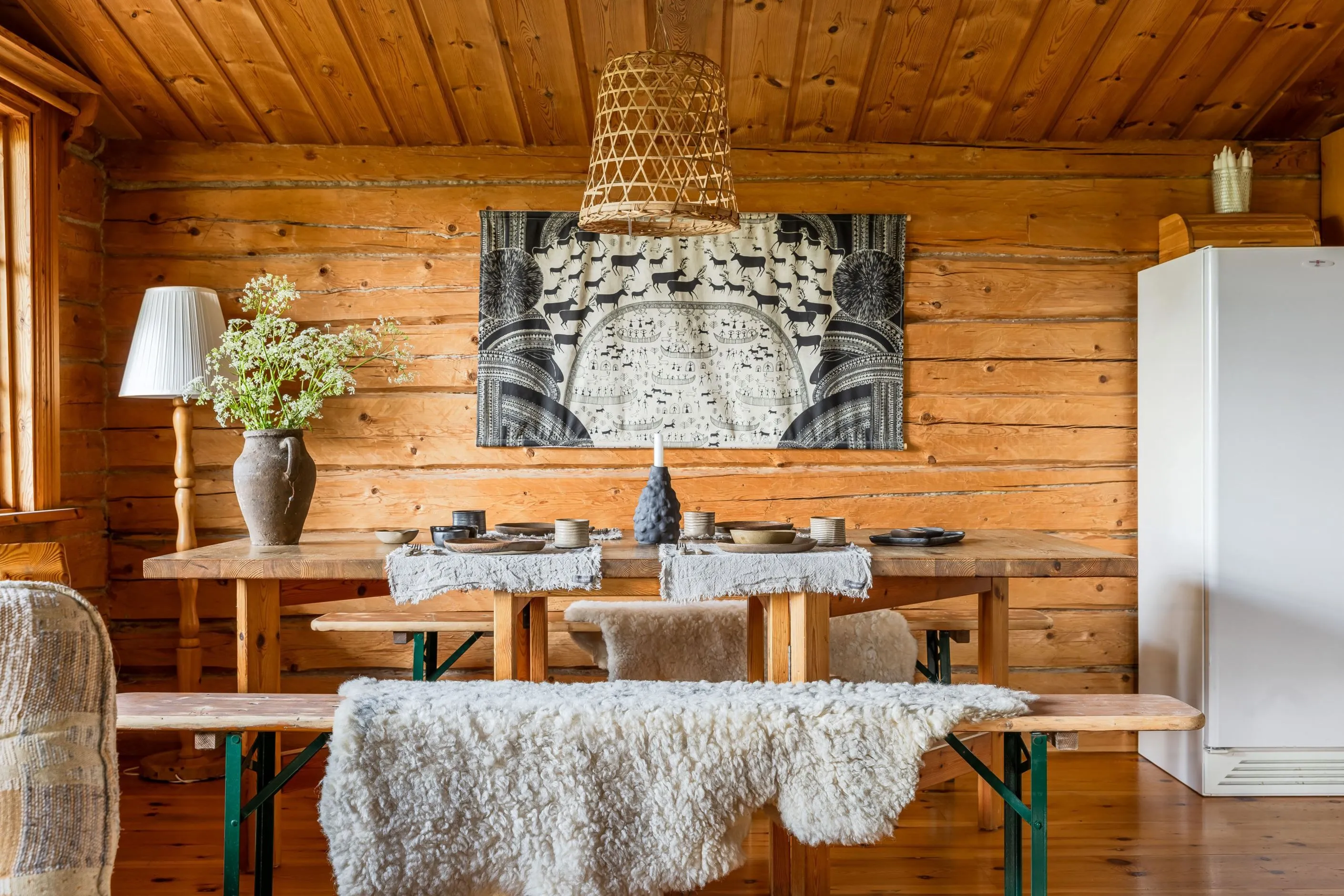 1970s Swedish Cabin with Expansive Garden in Scenic Lofsdalen - Image 5