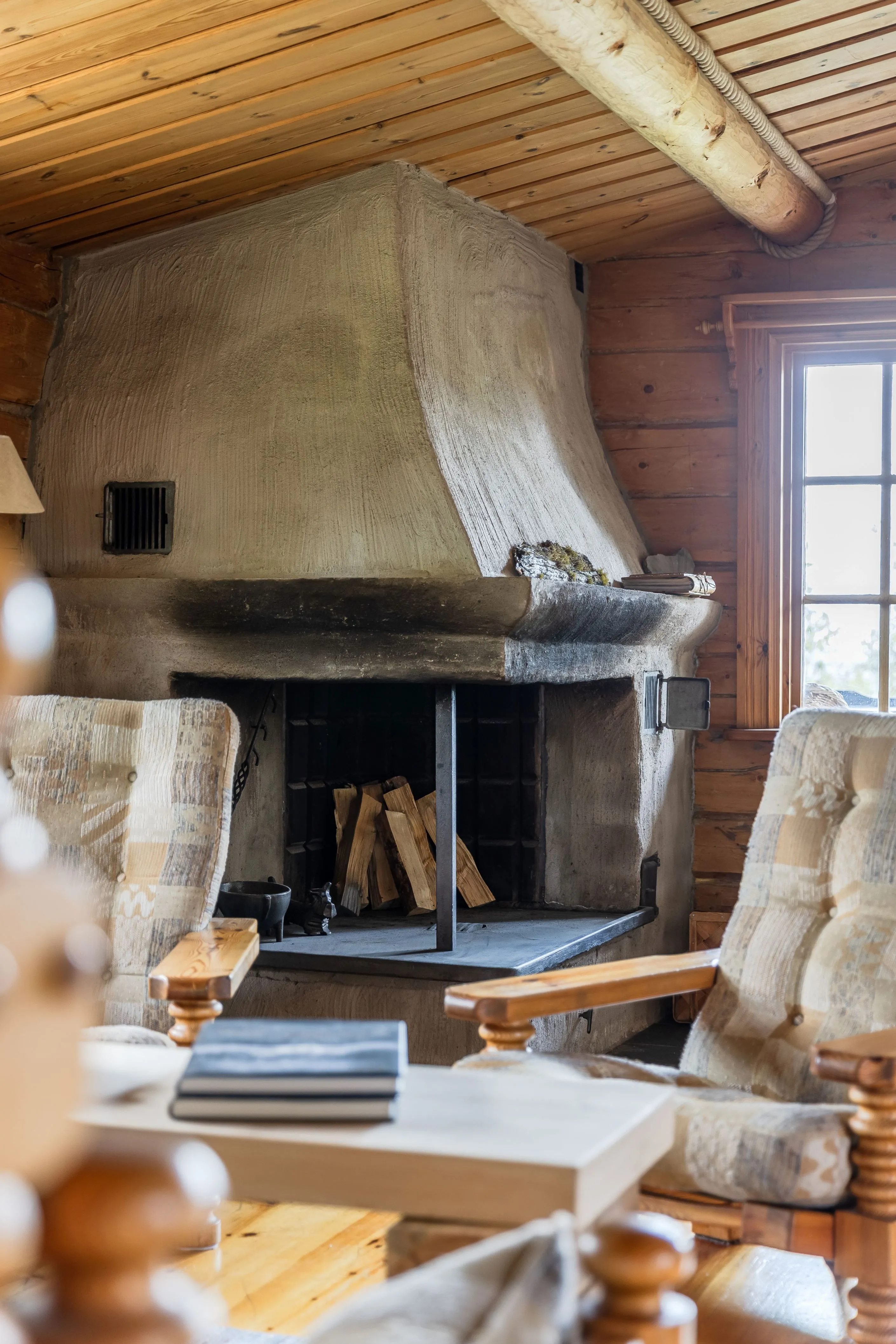 1970s Swedish Cabin with Expansive Garden in Scenic Lofsdalen - View image 7 of 39