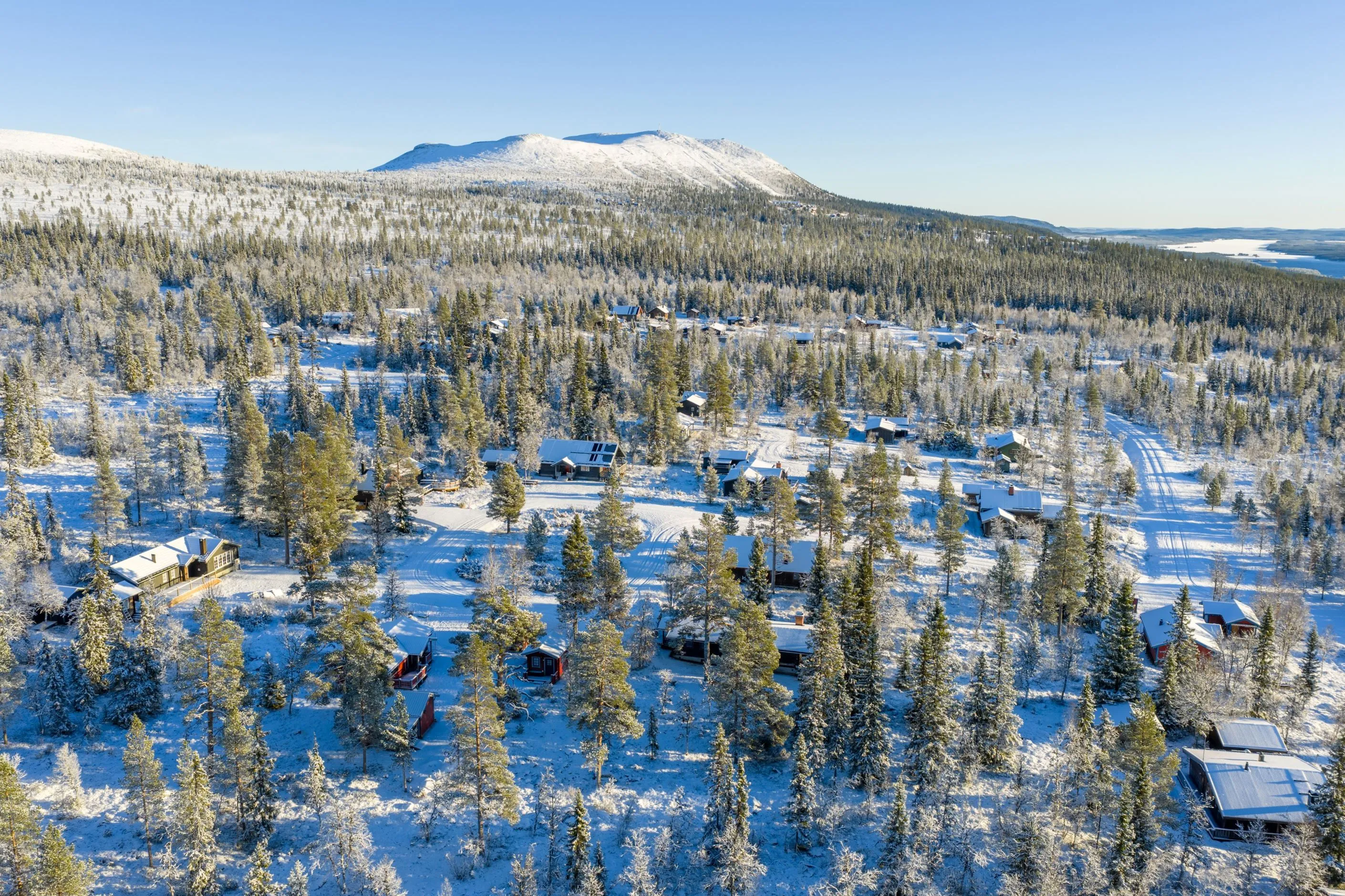 1970s Swedish Cabin with Expansive Garden in Scenic Lofsdalen - View image 37 of 39