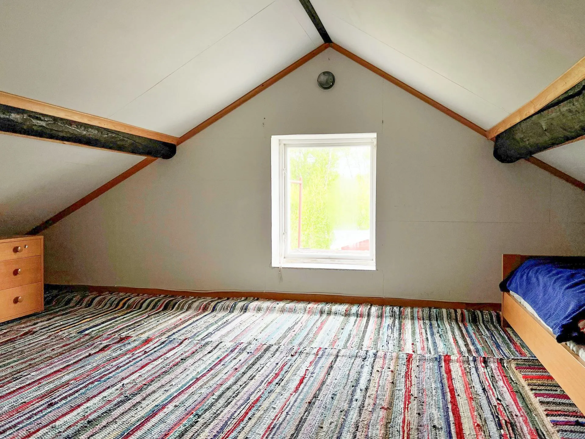 1950s Villa with Expansive Garden and Terrace in Hemavan, Sweden - View image 11 of 25