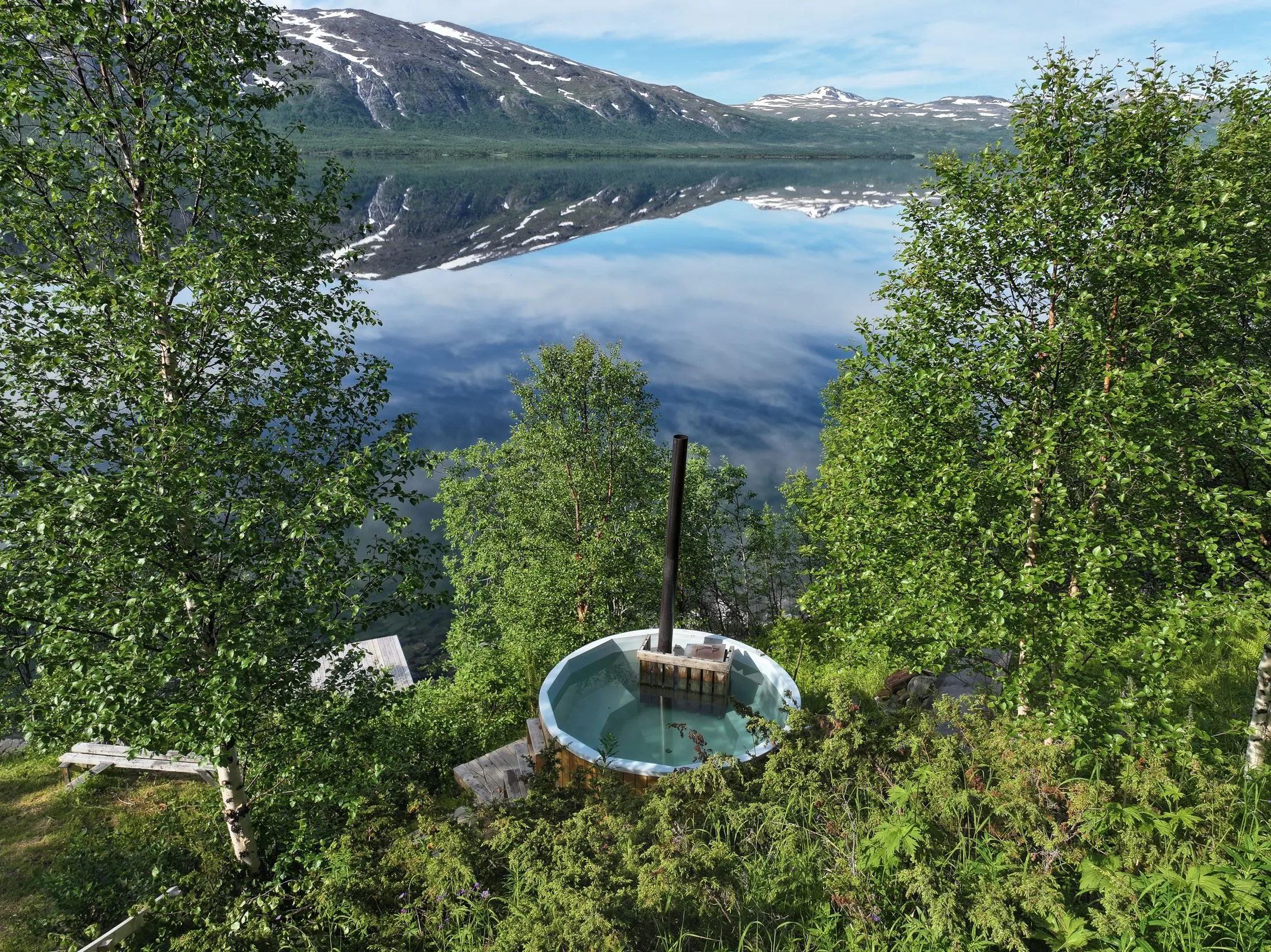 1950s Villa with Expansive Garden and Terrace in Hemavan, Sweden - View image 17 of 25