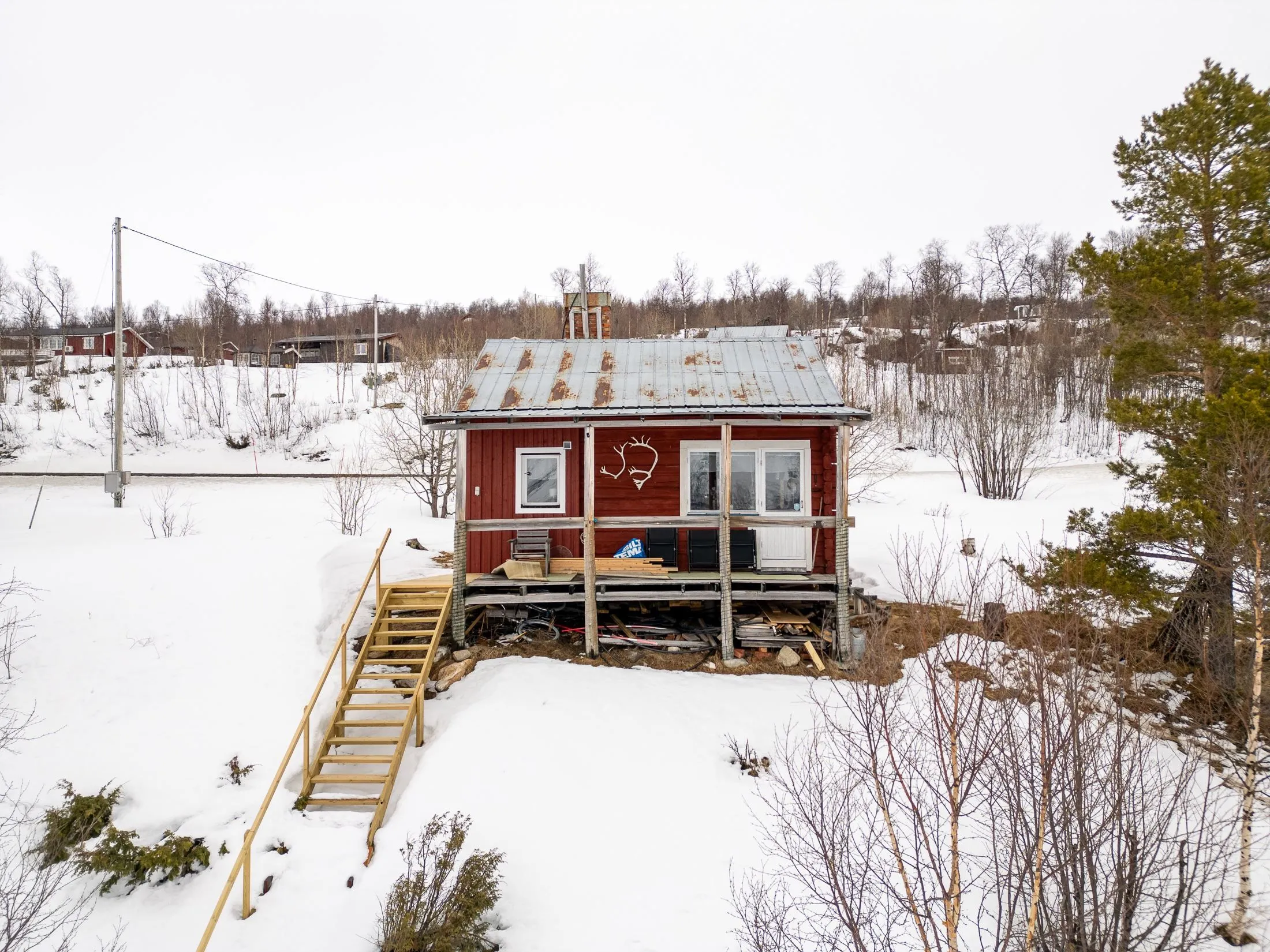 1950s Villa with Expansive Garden and Terrace in Hemavan, Sweden - View image 24 of 25