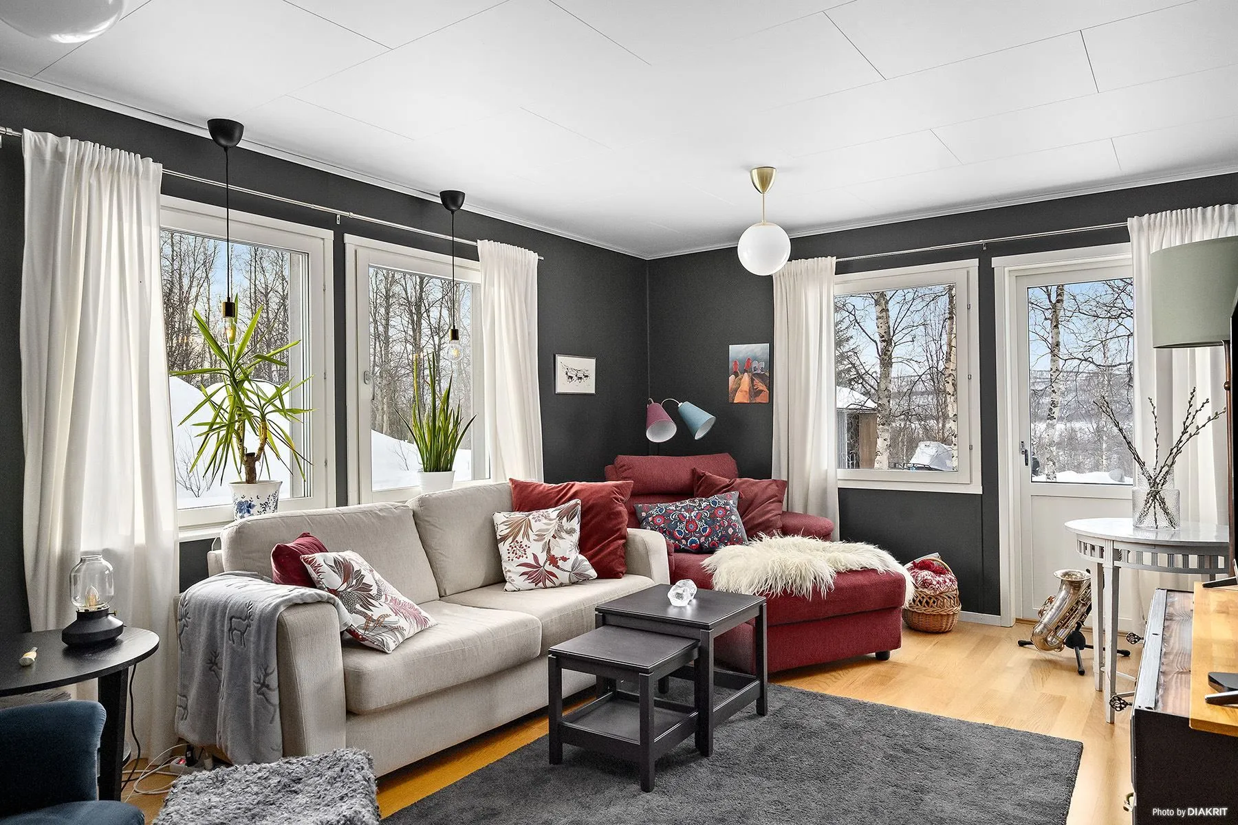 Contemporary 3-Bedroom Villa with Expansive Garden in Scenic Hemavan - View image 15 of 34