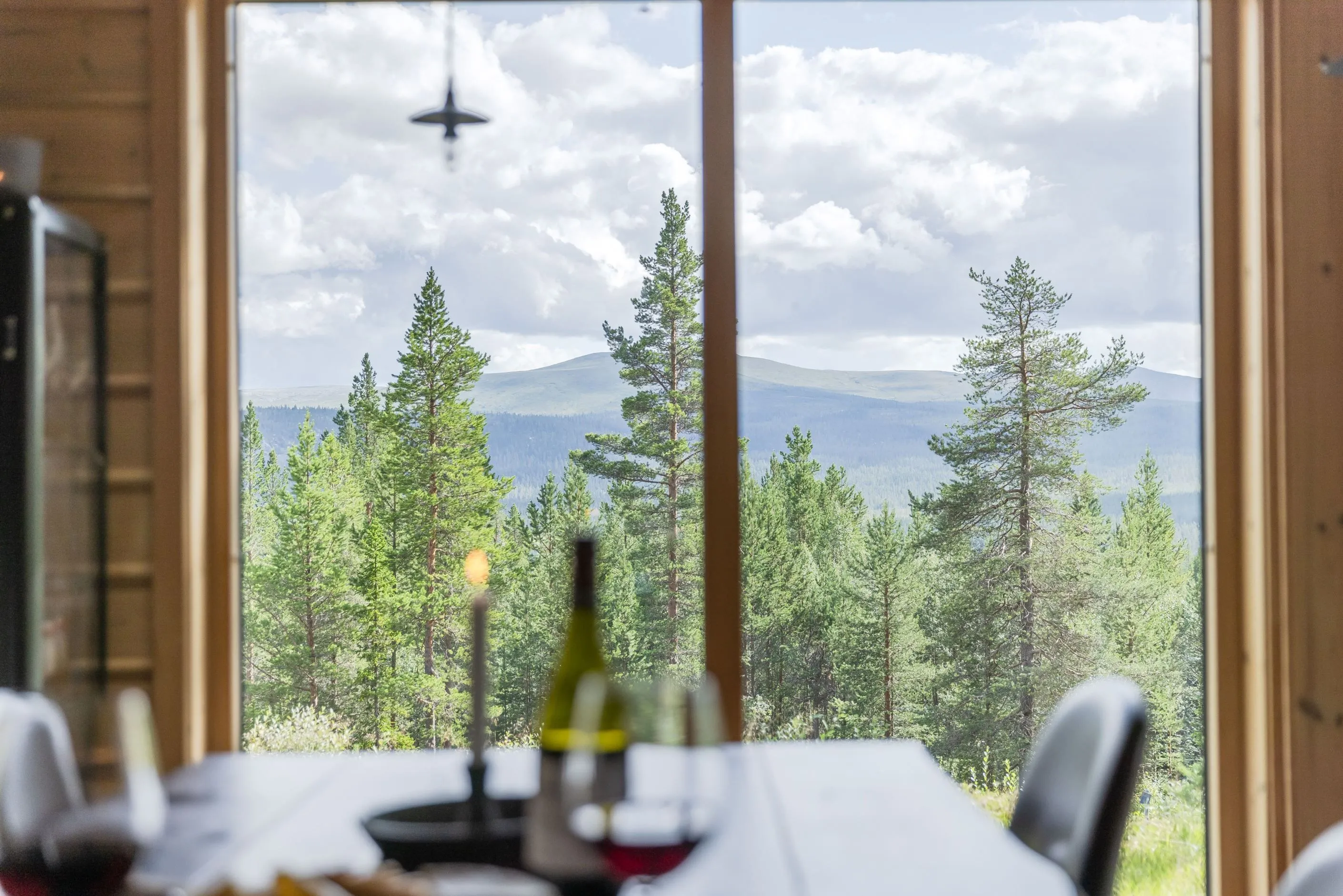 1970s Swedish Country House with Garden and Scenic Mountain Views - View image 11 of 40