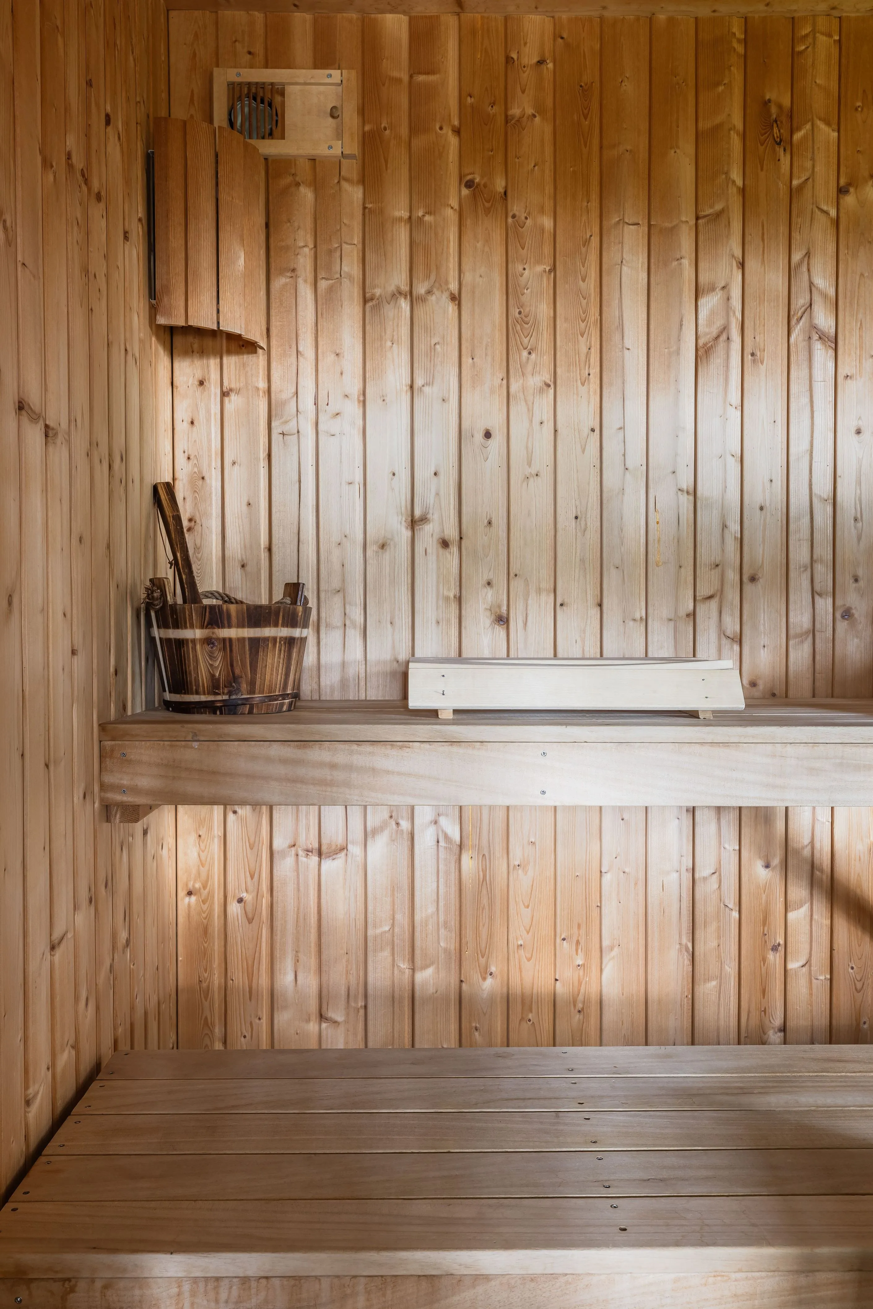 1970s Swedish Country House with Garden and Scenic Mountain Views - View image 33 of 40