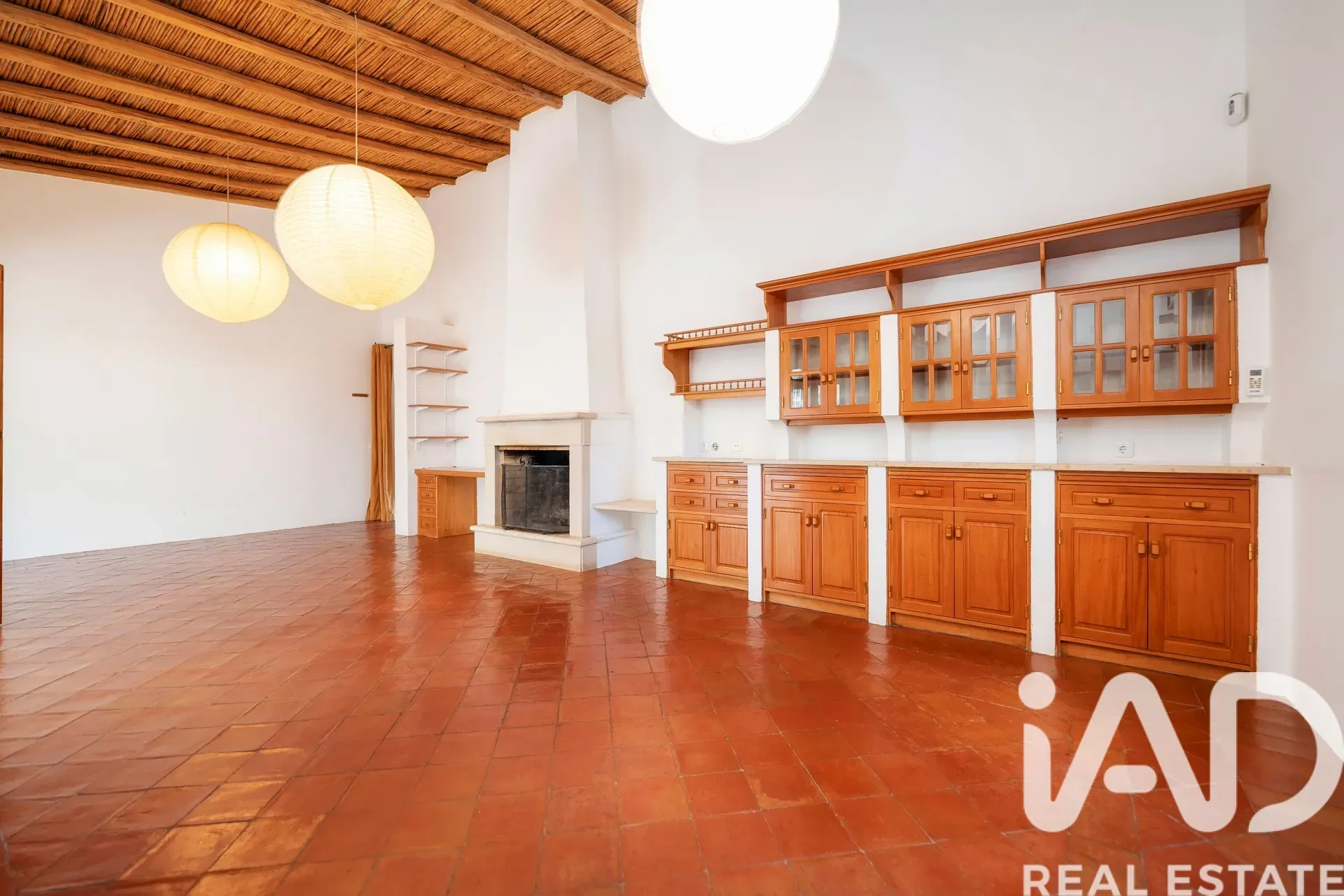 Spacious 4-Bedroom House with Pool and Garden in São Brás de Alportel - View image 14 of 38