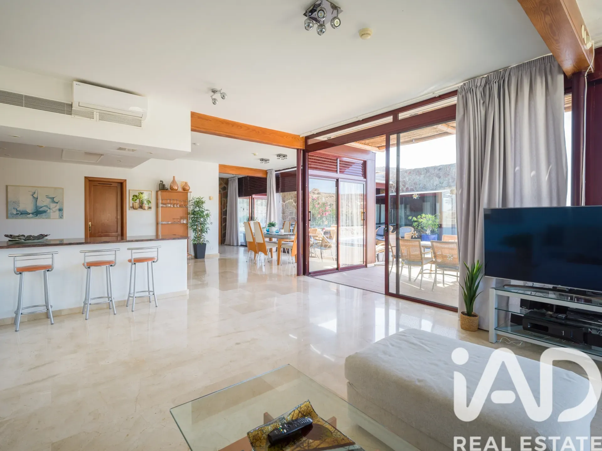 5-Bedroom House with Private Pool and Garden in Mogán, Spain - View image 12 of 35