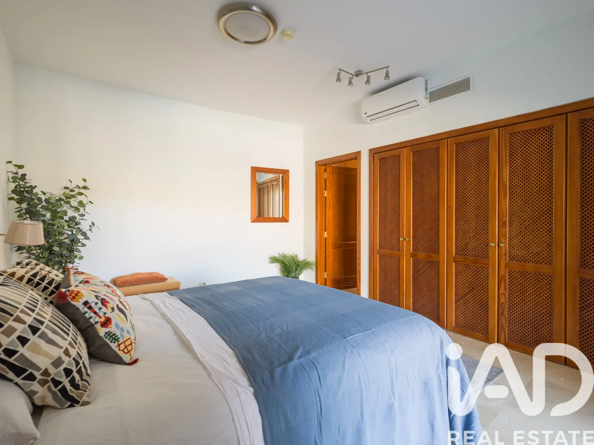 5-Bedroom House with Private Pool and Garden in Mogán, Spain - View image 19 of 35