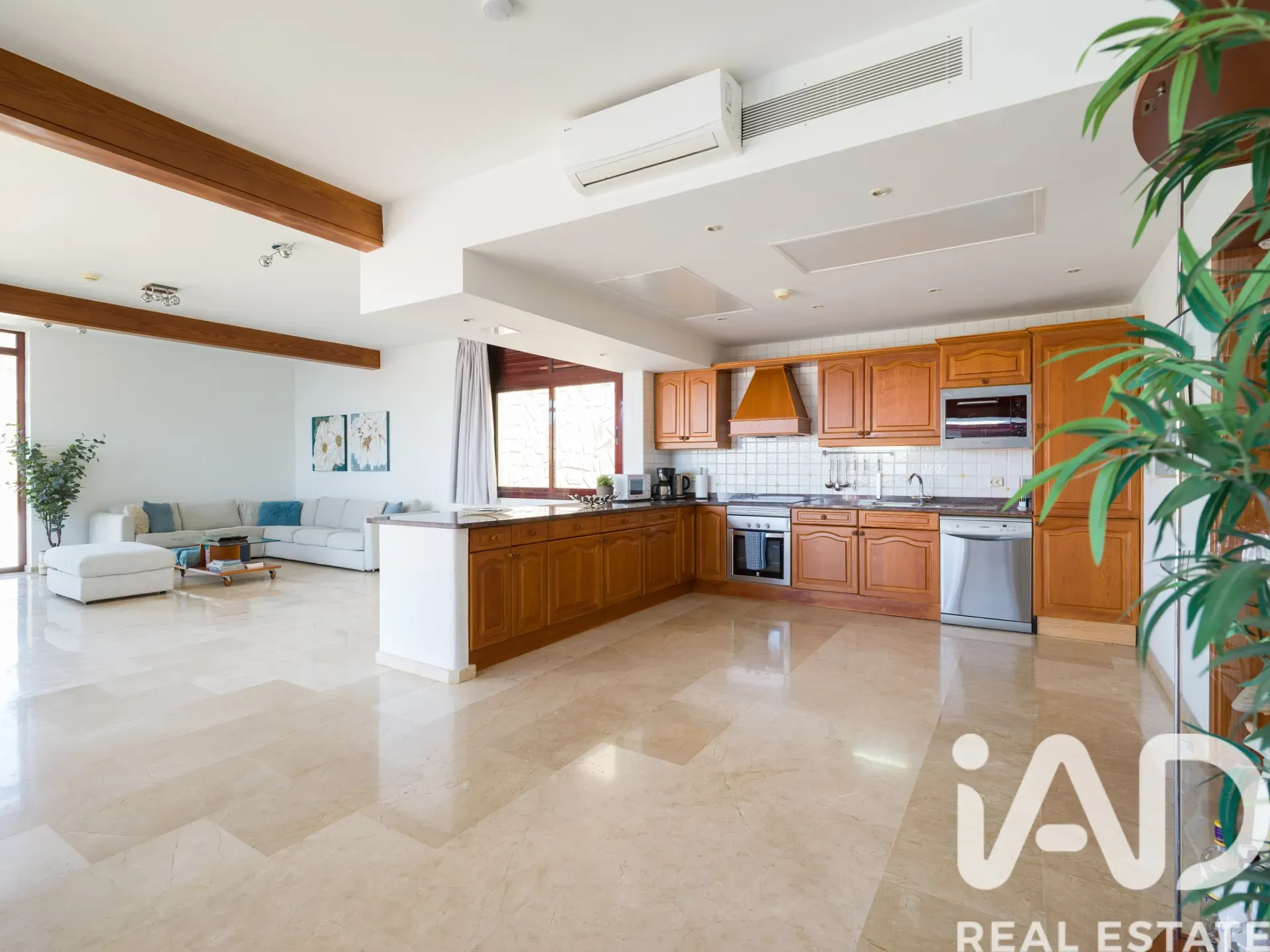 5-Bedroom House with Private Pool and Garden in Mogán, Spain - View image 24 of 35