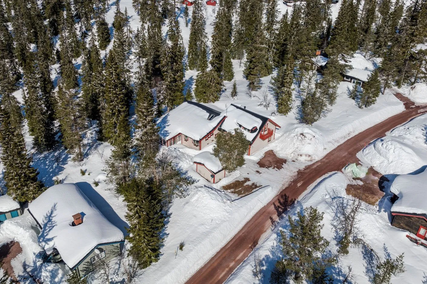 Swedish Country House in Sälen with Garden and Terrace, 5 Bedrooms, 3 Baths - Image 2