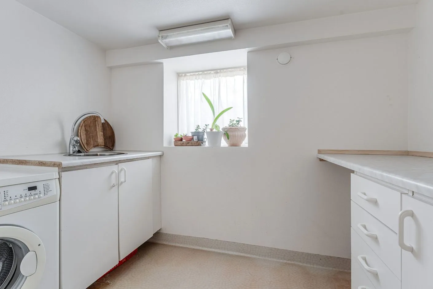 Swedish Country House in Sälen with Garden and Terrace, 5 Bedrooms, 3 Baths - View image 23 of 34