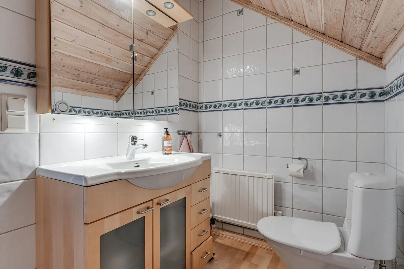 Swedish Country House in Sälen with Garden and Terrace, 5 Bedrooms, 3 Baths - View image 26 of 34