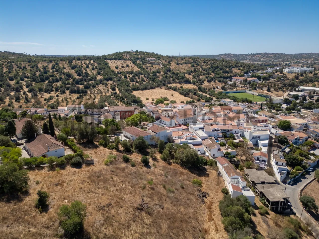 Land with Ruin for Development in Paderne, Faro - Prime Investment Opportunity - Image 5