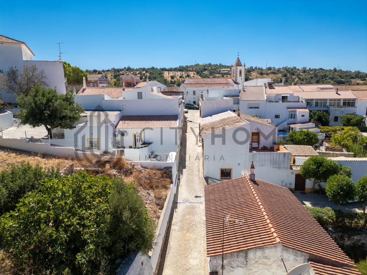 Land with Ruin for Development in Paderne, Faro - Prime Investment Opportunity - View image 9 of 29