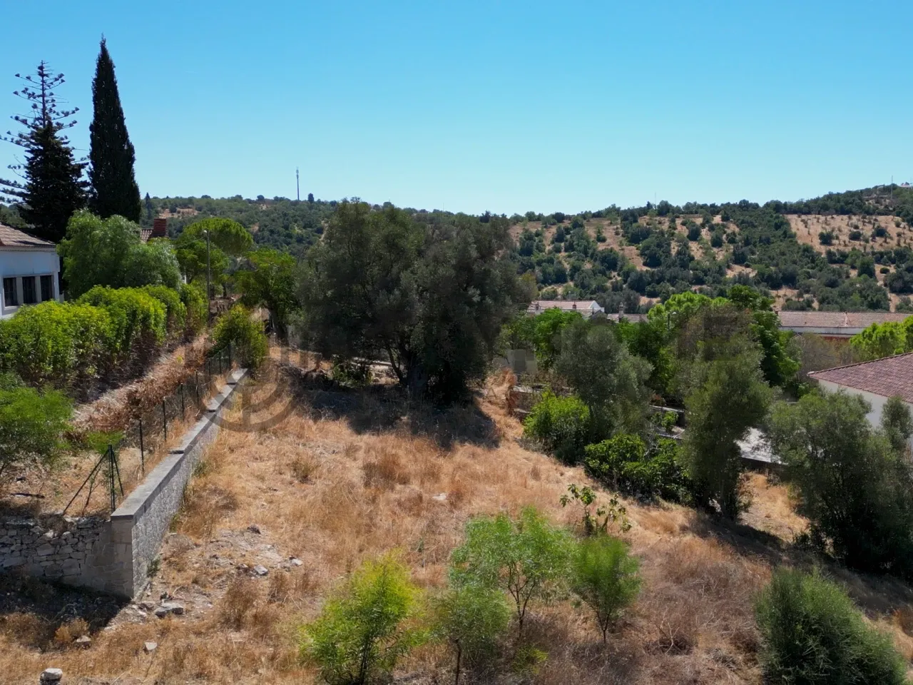 Land with Ruin for Development in Paderne, Faro - Prime Investment Opportunity - View image 17 of 29