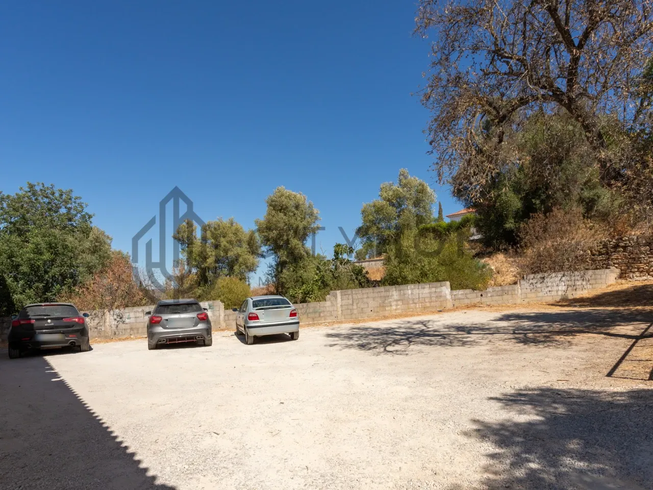 Land with Ruin for Development in Paderne, Faro - Prime Investment Opportunity - View image 27 of 29