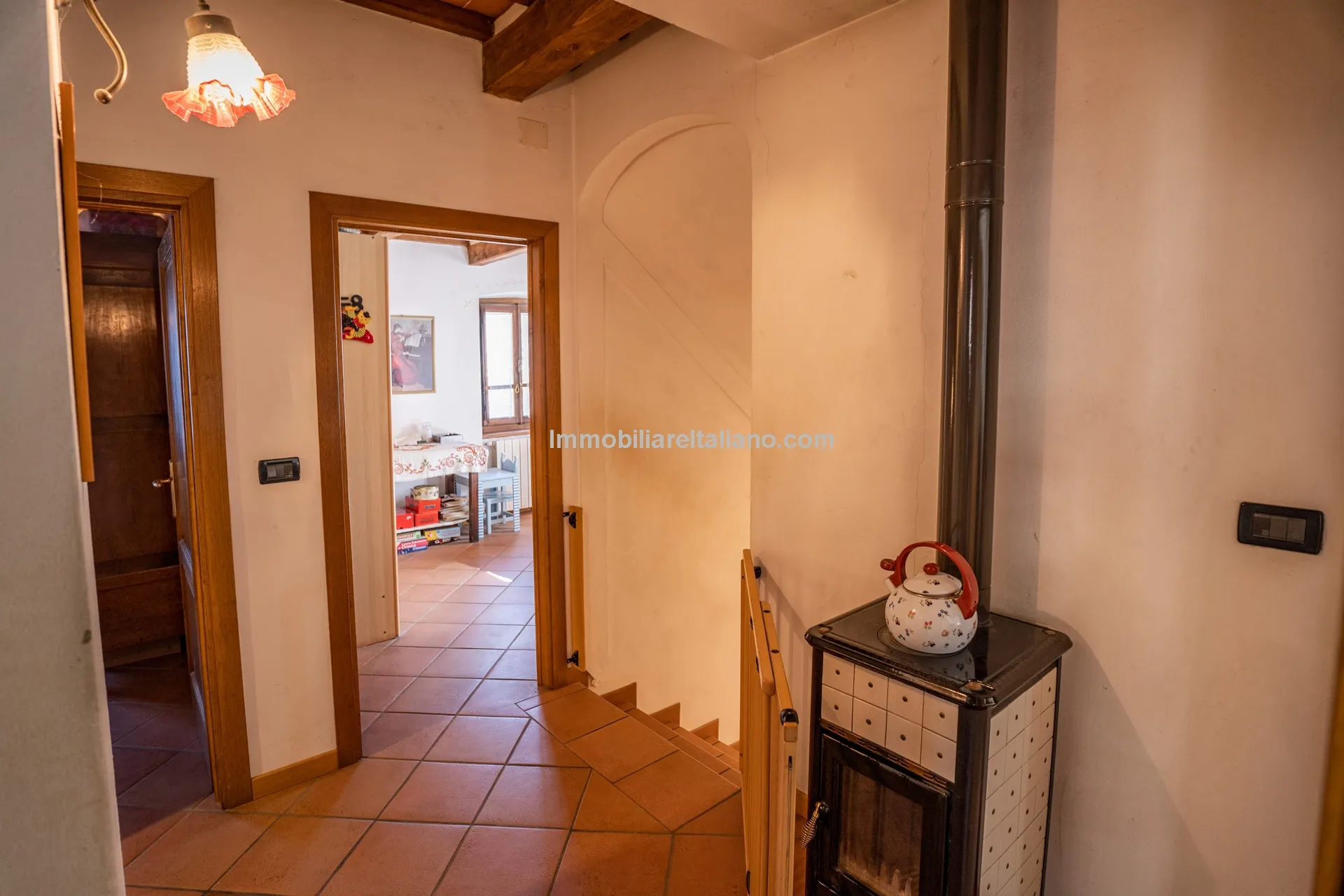 Tuscan Country House with Redevelopment Prospects in Caprese Michelangelo - View image 38 of 51