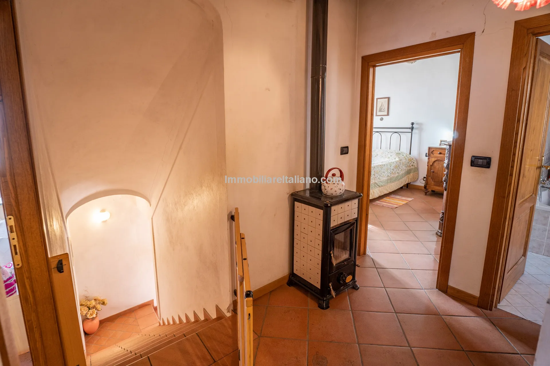 Tuscan Country House with Redevelopment Prospects in Caprese Michelangelo - View image 39 of 51