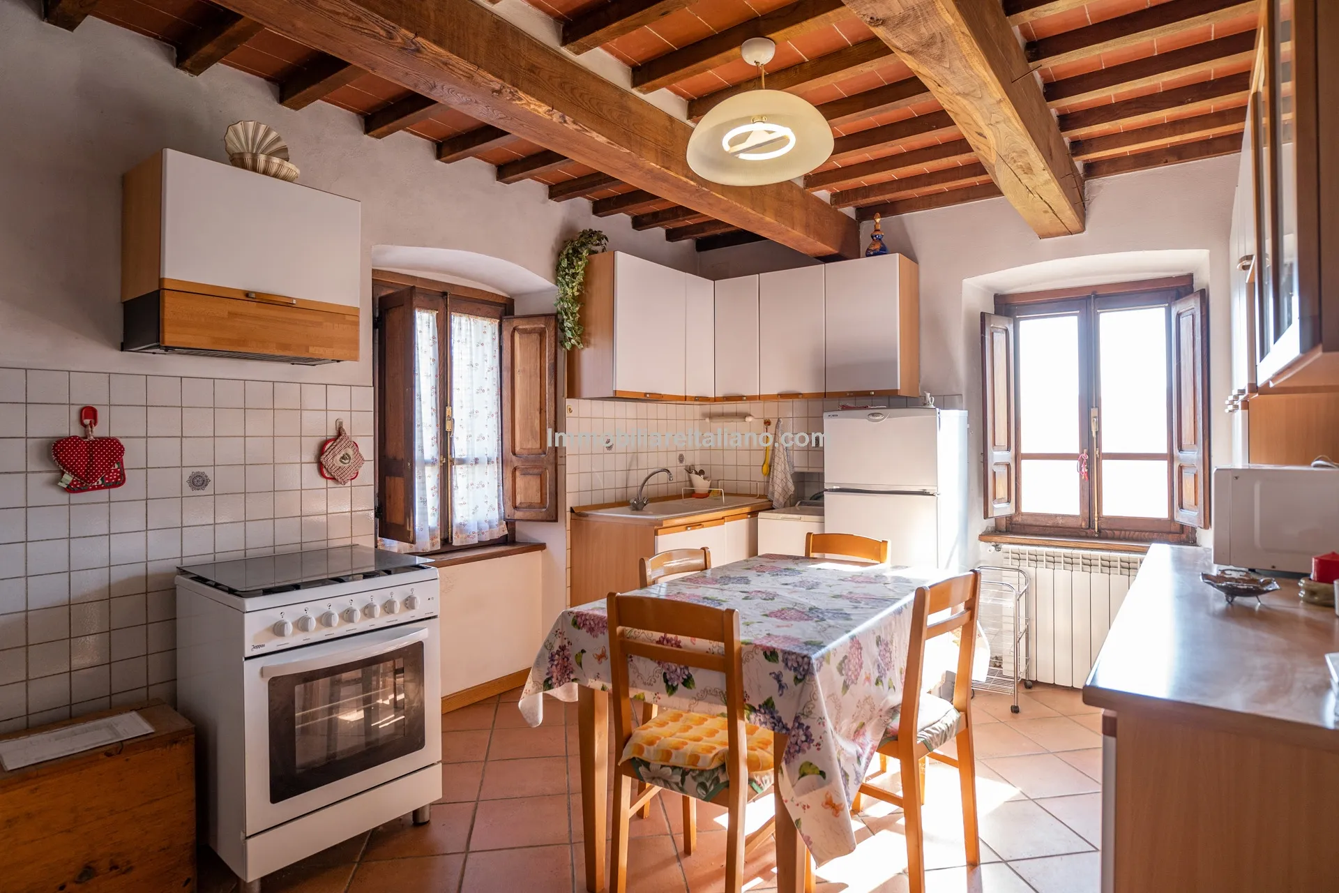 Tuscan Country House with Redevelopment Prospects in Caprese Michelangelo - View image 42 of 51