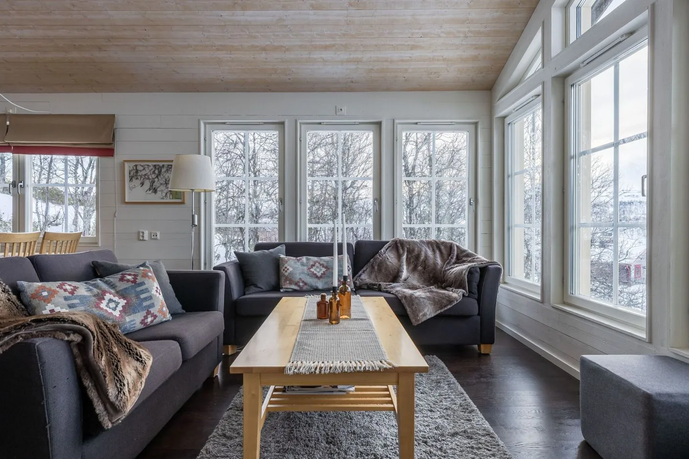 Spacious 10-Bedroom Retreat in Scenic Tänndalen - Image 5