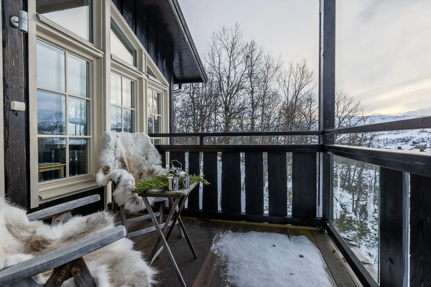Spacious 10-Bedroom Retreat in Scenic Tänndalen - View image 14 of 26