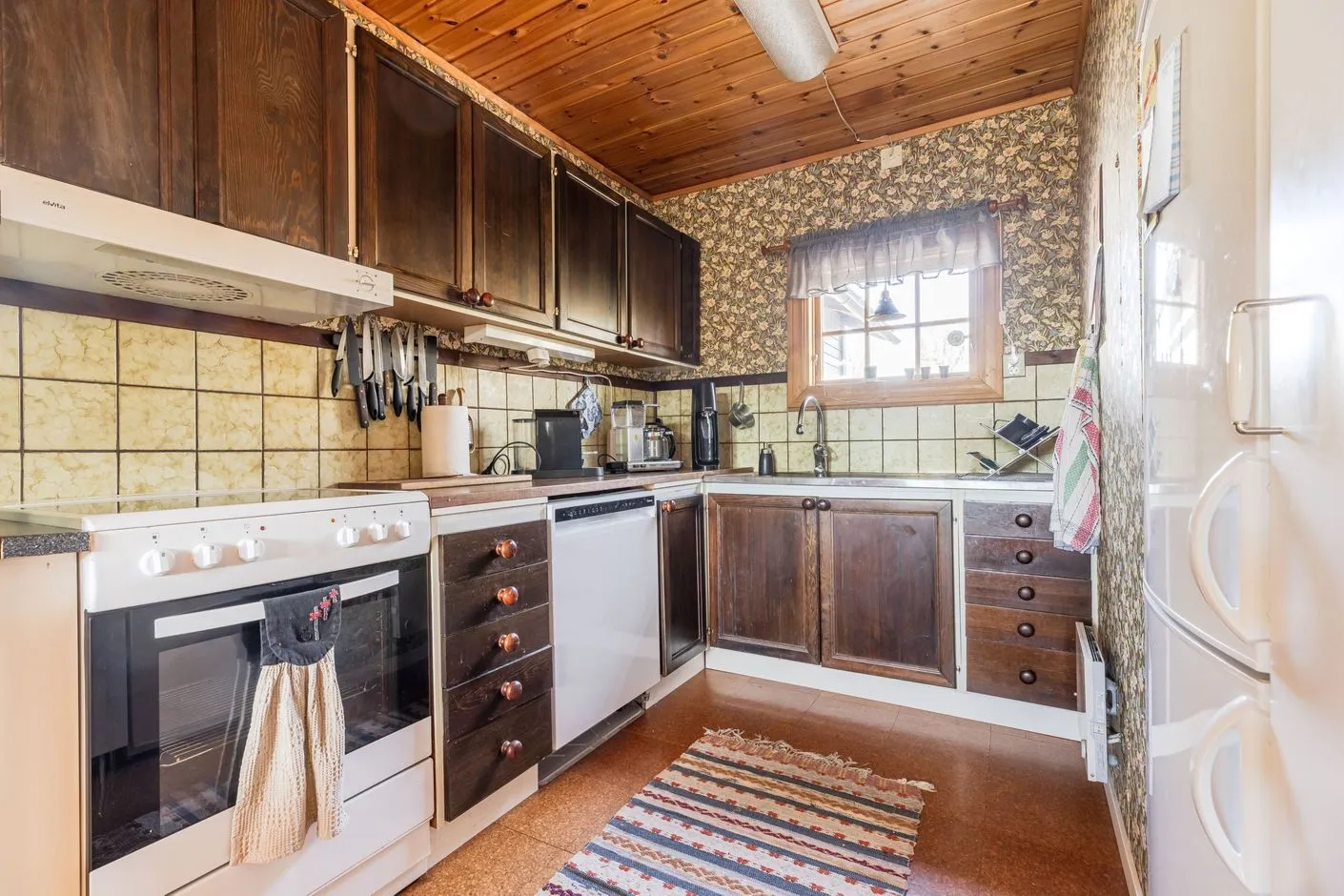 casa de campo sueca de 1979 con amplios terrenos en Funäsdalen - Ver imagen 8 de 34