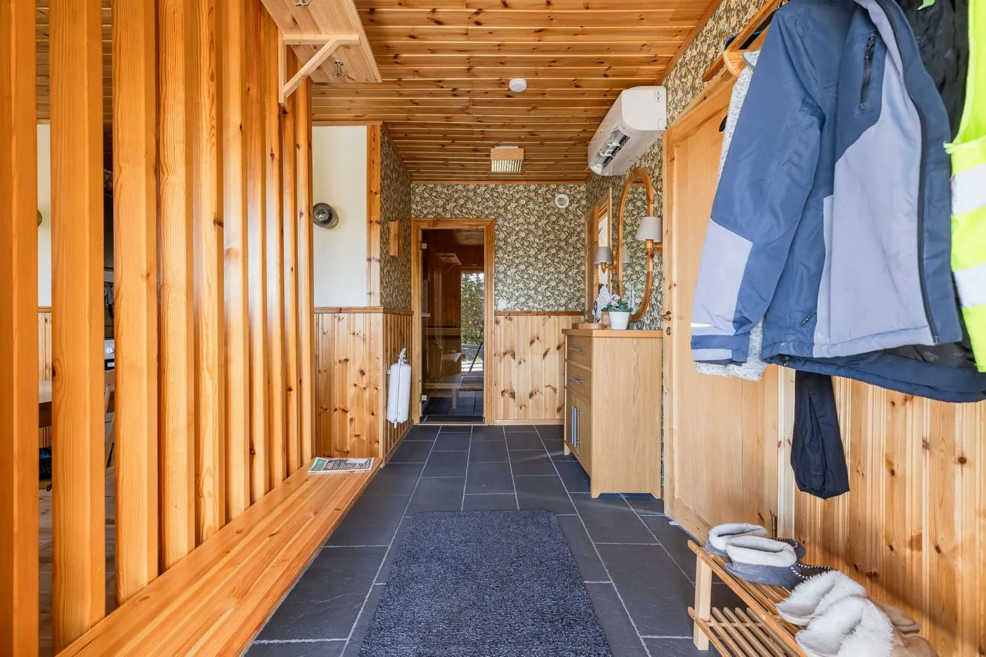 casa de campo sueca de 1979 con amplios terrenos en Funäsdalen - Ver imagen 14 de 34