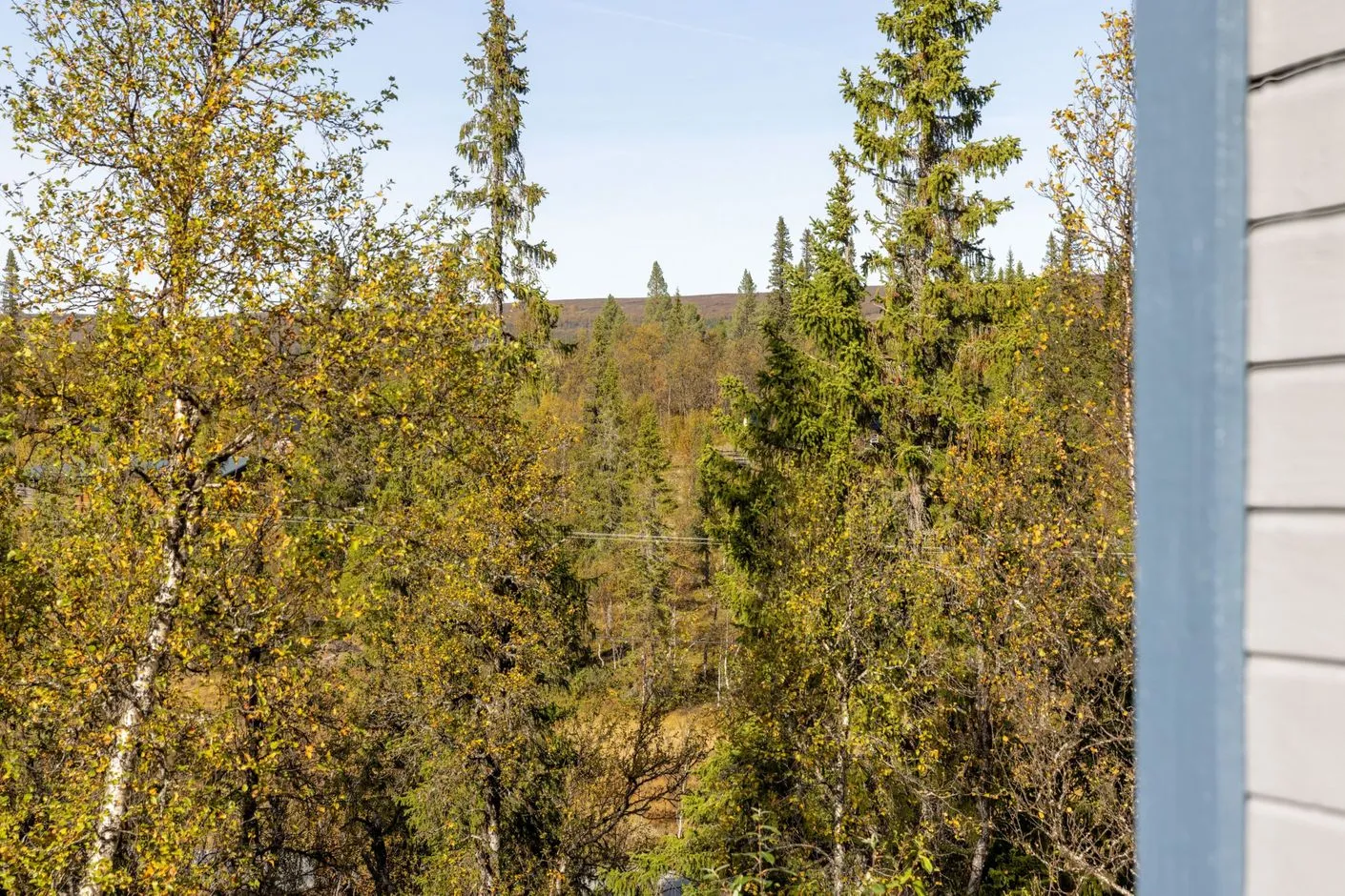 casa de campo sueca de 1979 con amplios terrenos en Funäsdalen - Ver imagen 28 de 34