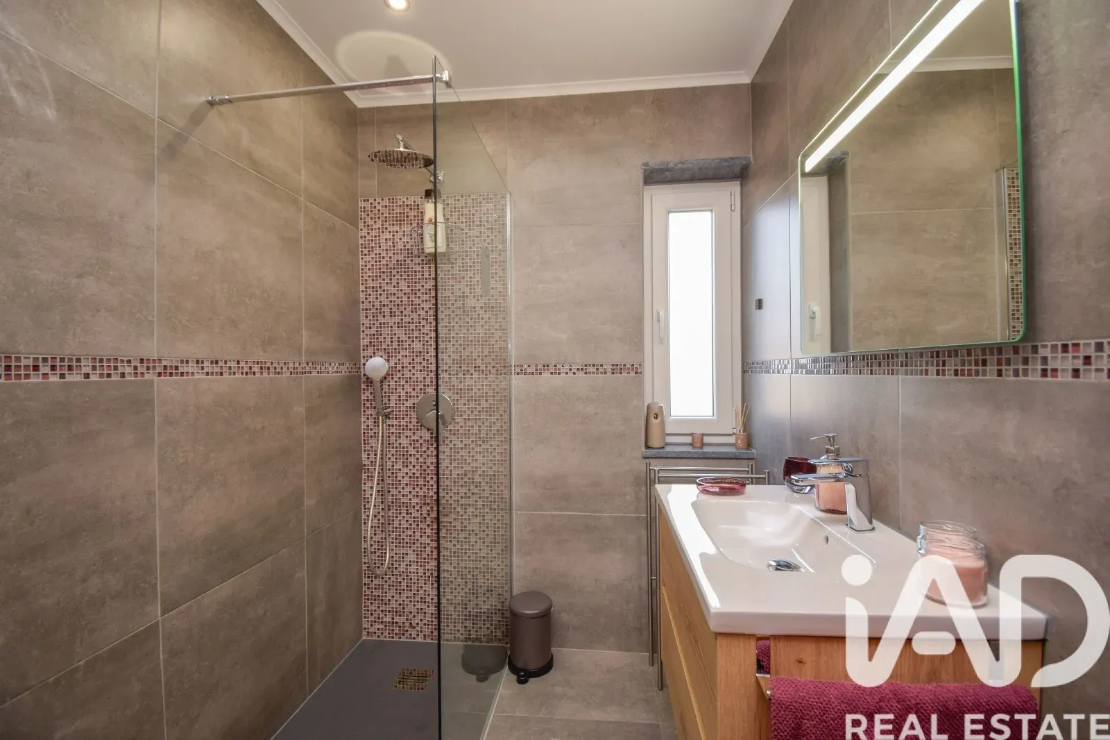 1970s Family Home with Garden and Parking in Algueirão-Mem Martins - View image 12 of 30