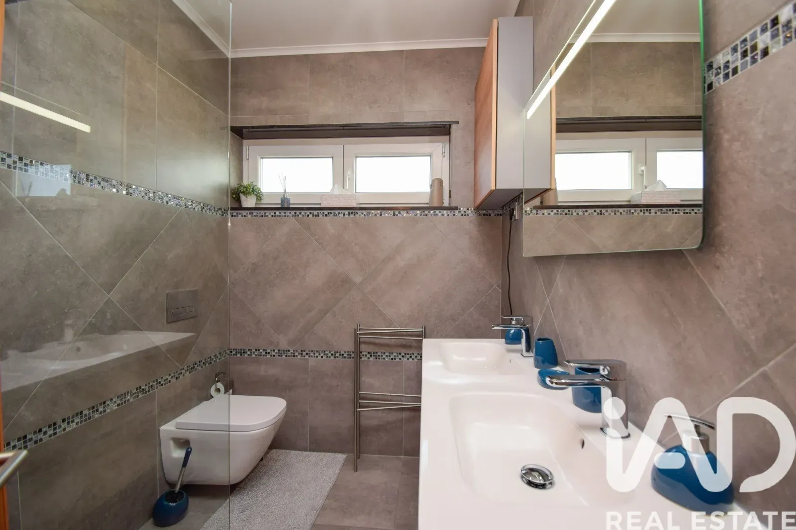 1970s Family Home with Garden and Parking in Algueirão-Mem Martins - View image 17 of 30