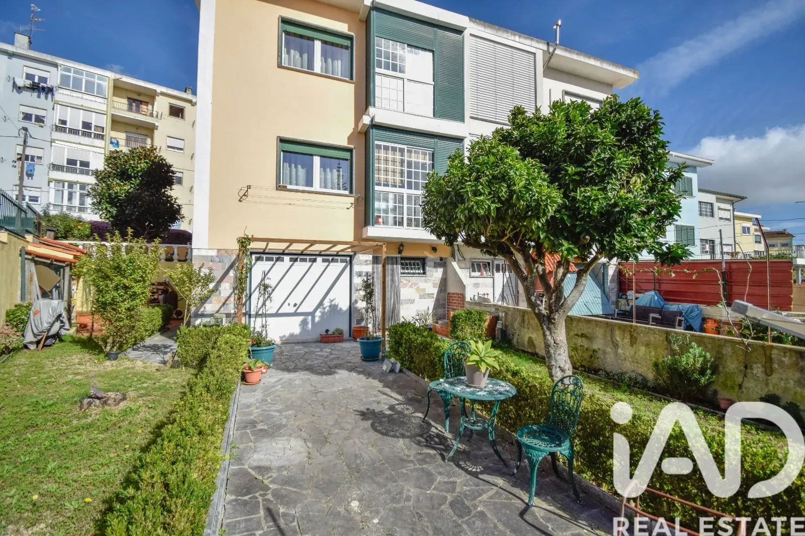 1970s Family Home with Garden and Parking in Algueirão-Mem Martins - View image 30 of 30