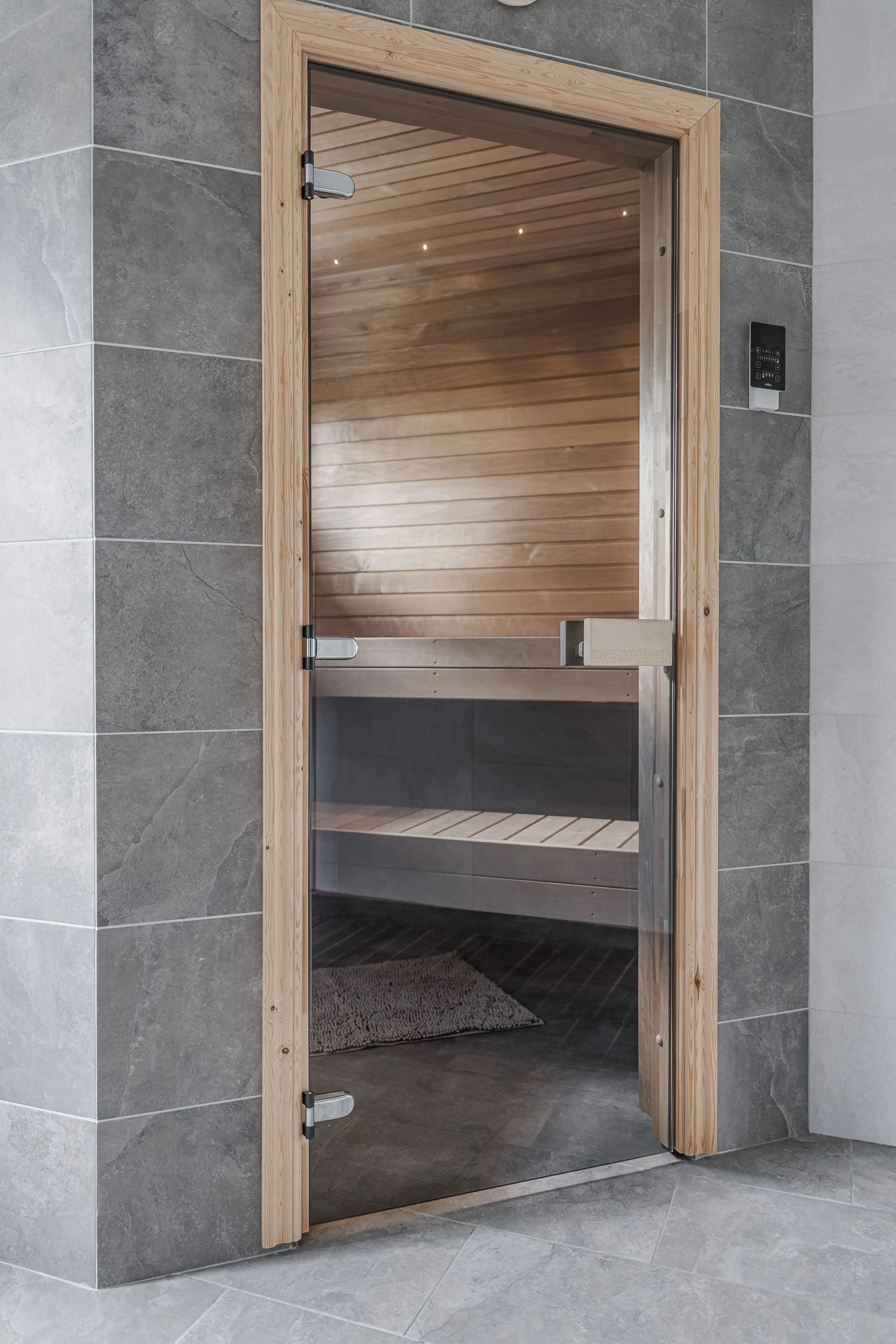 Nykyaikainen 3 makuuhuoneen huvila, jossa on laaja puutarha Bruksvallarnan maisemissa - Näytä kuva 24 / 43