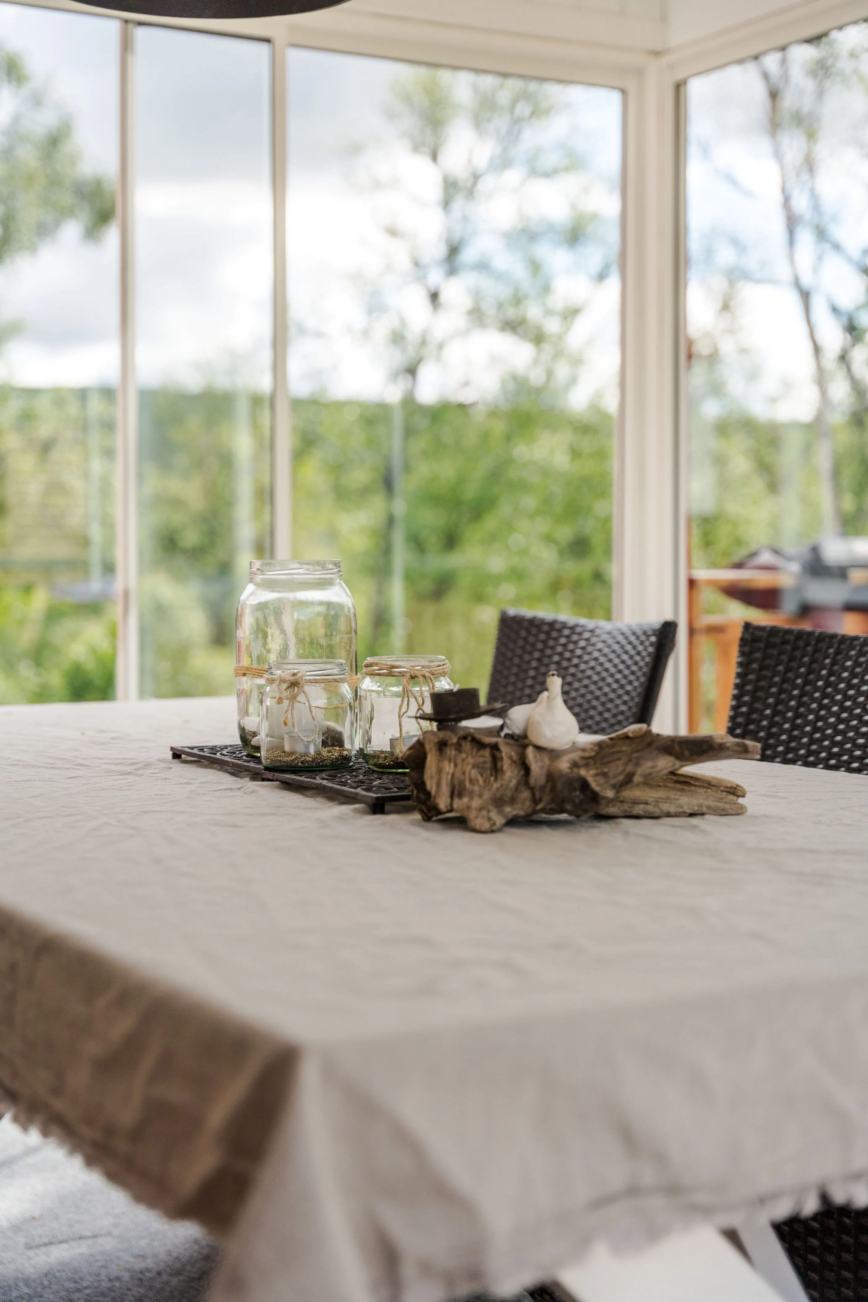 Nykyaikainen 3 makuuhuoneen huvila, jossa on laaja puutarha Bruksvallarnan maisemissa - Näytä kuva 29 / 43