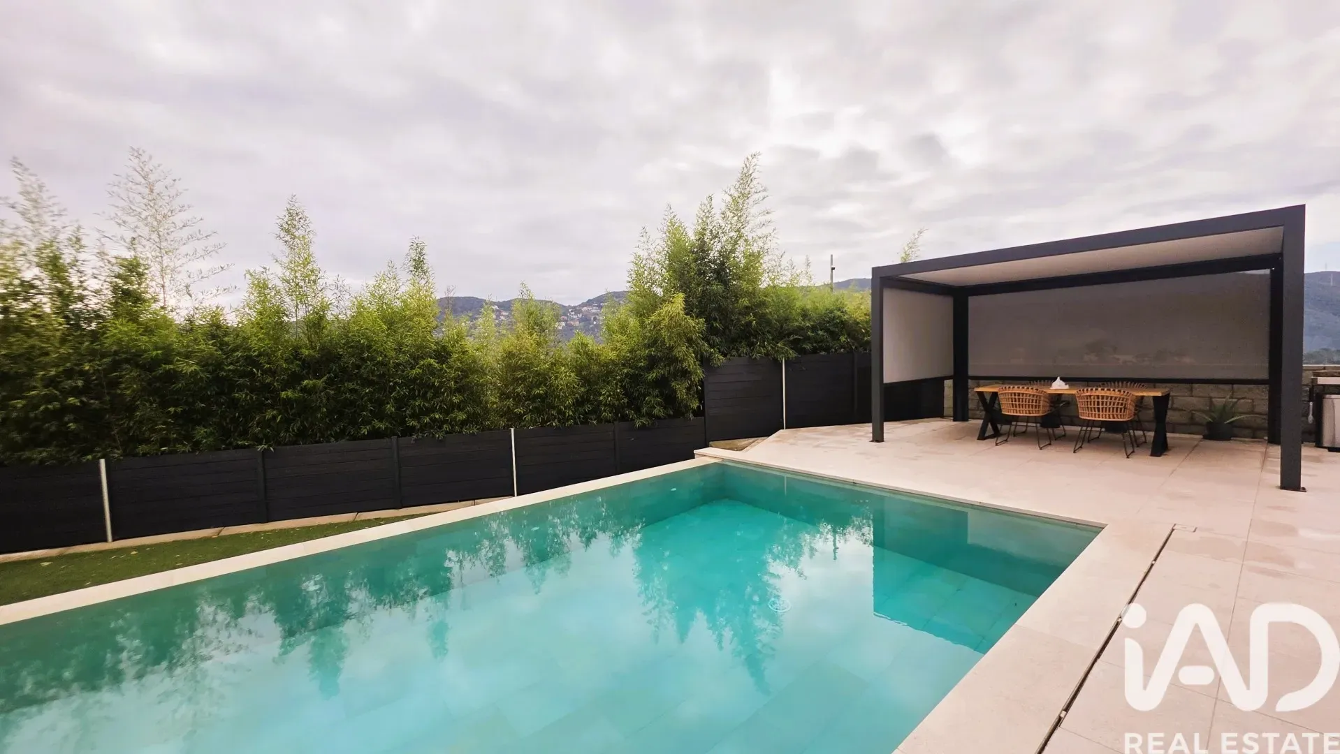 Modern 5-Bedroom House with Pool in Sant Fost de Campsentelles - Image 4