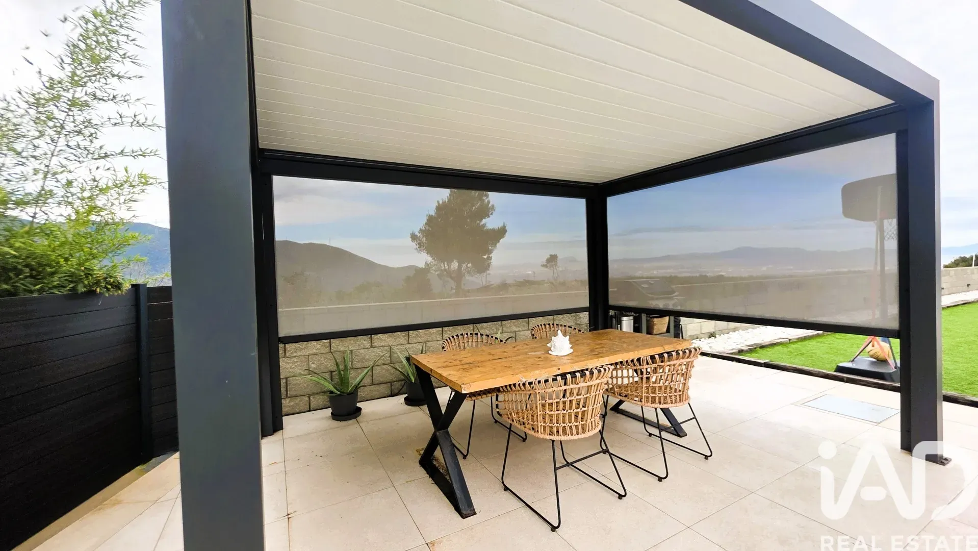 Modern 5-Bedroom House with Pool in Sant Fost de Campsentelles - Image 5