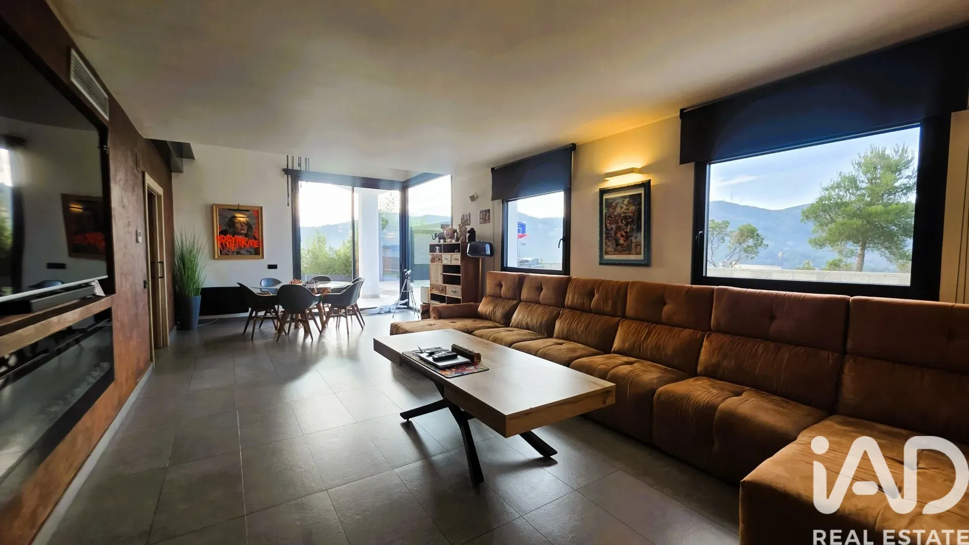 Modern 5-Bedroom House with Pool in Sant Fost de Campsentelles - View image 9 of 29