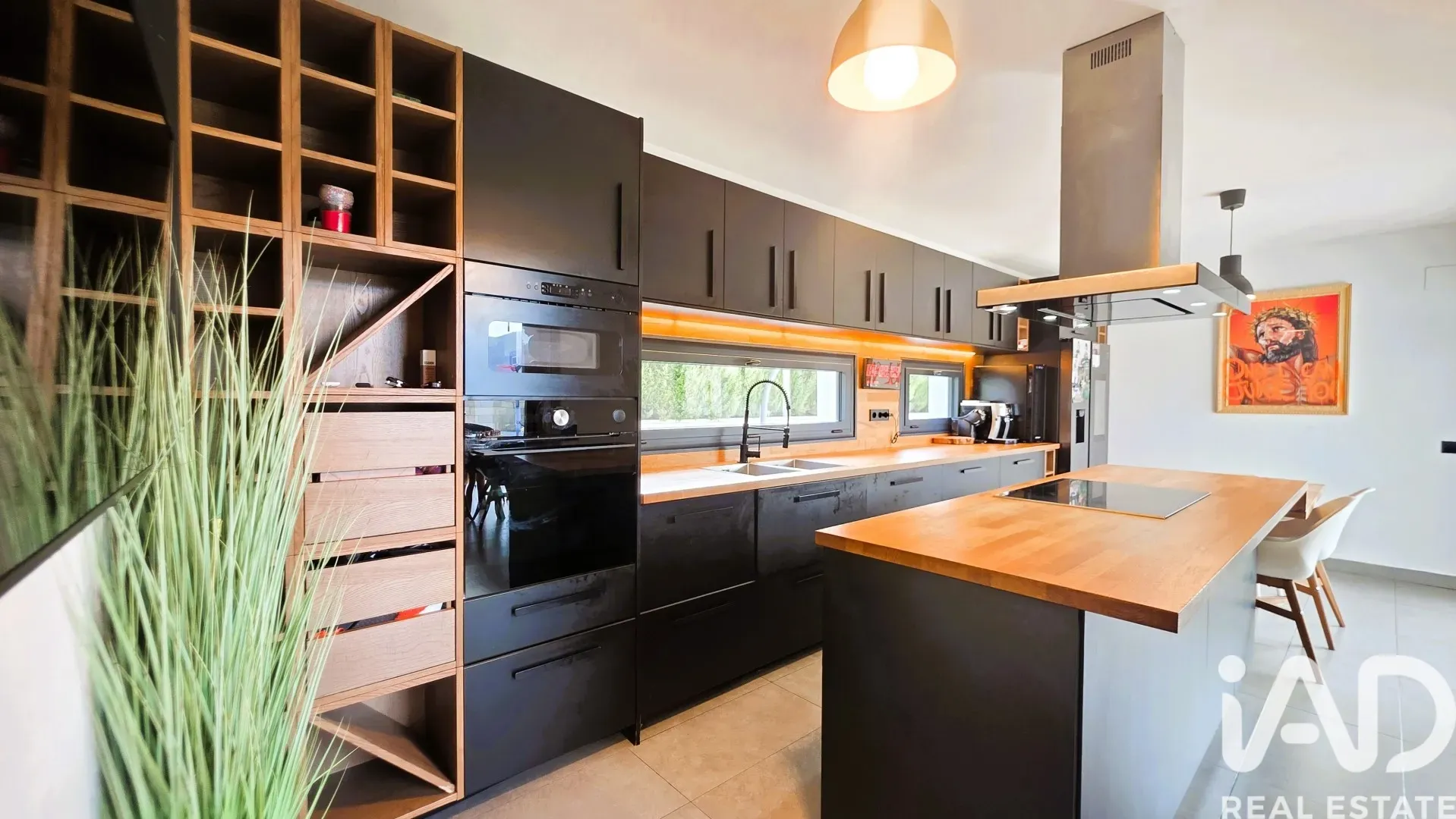 Modern 5-Bedroom House with Pool in Sant Fost de Campsentelles - View image 13 of 29