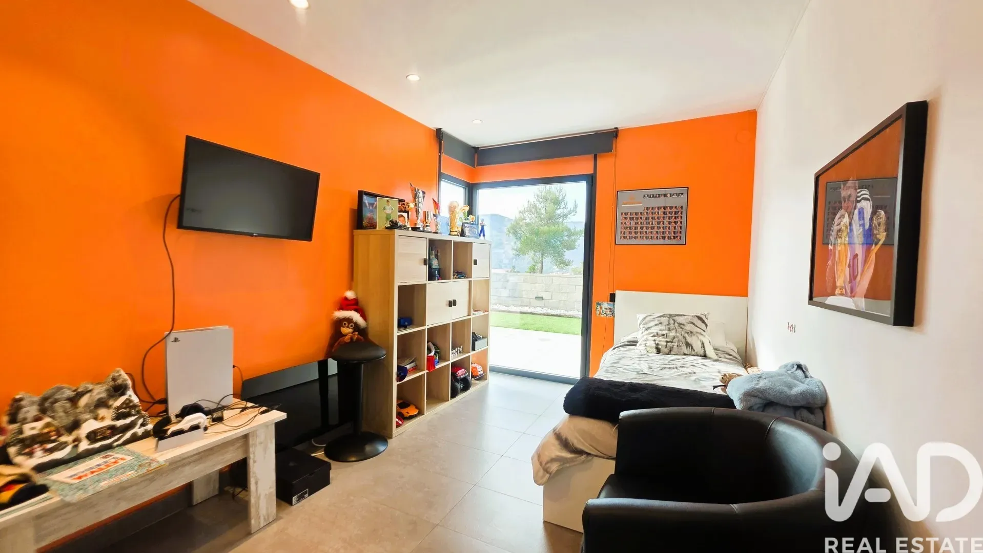 Modern 5-Bedroom House with Pool in Sant Fost de Campsentelles - View image 22 of 29