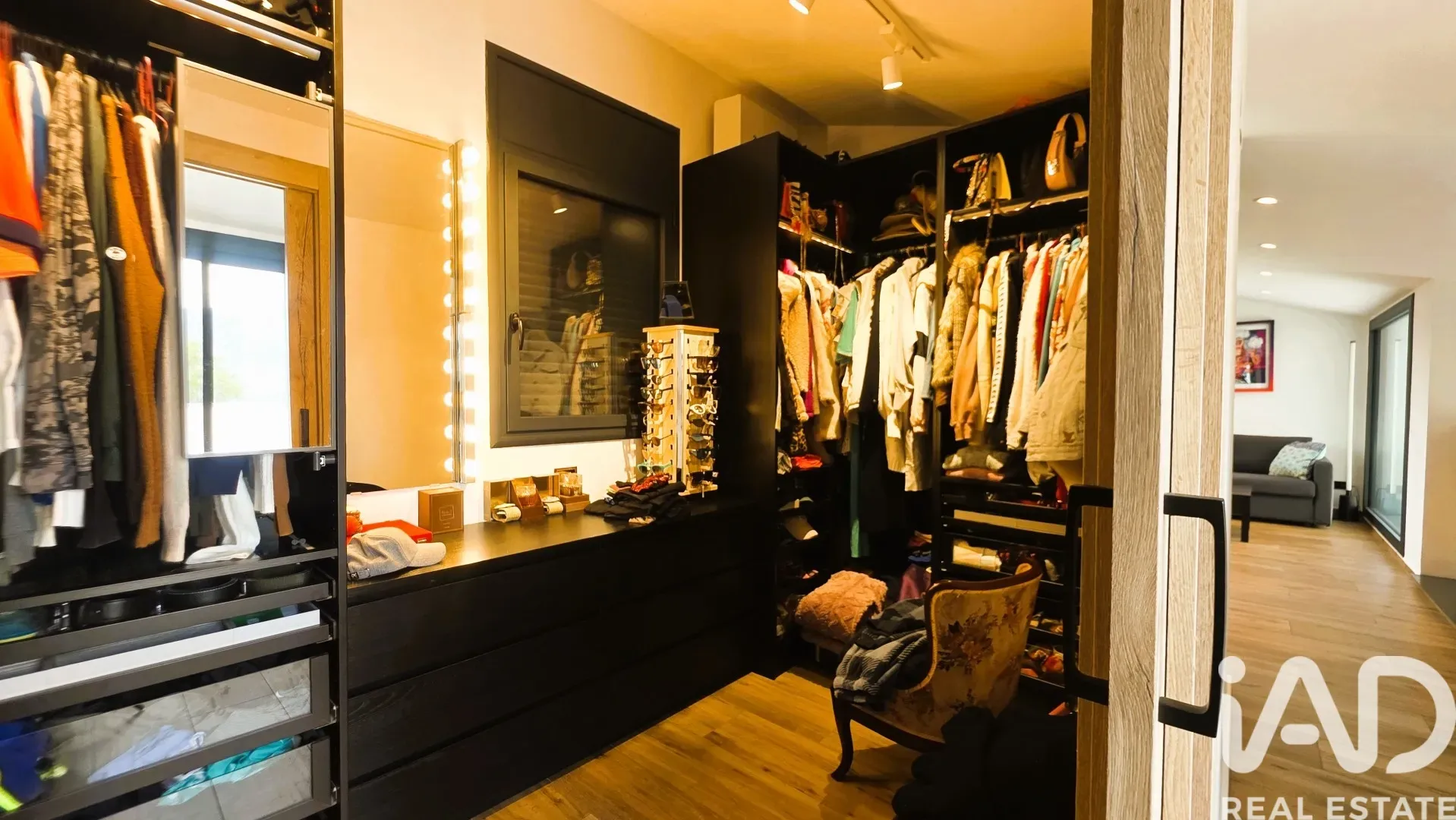 Modern 5-Bedroom House with Pool in Sant Fost de Campsentelles - View image 28 of 29