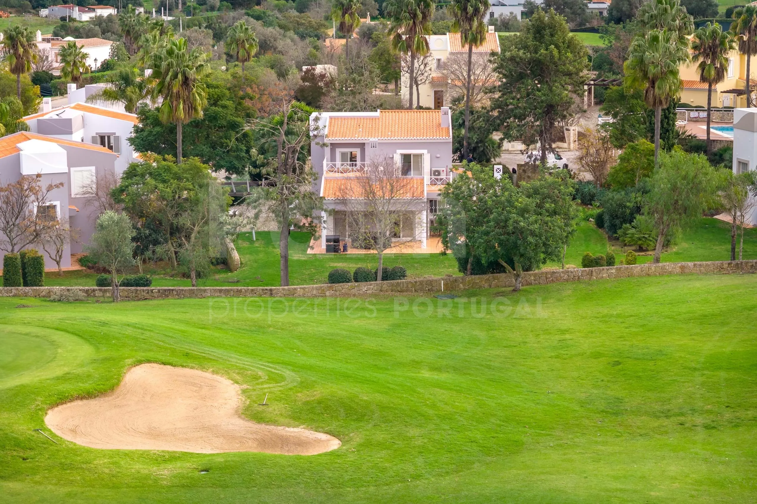 Contemporary 3-Bedroom Villa with Pool and Garden in Scenic Lagoa - View image 45 of 45