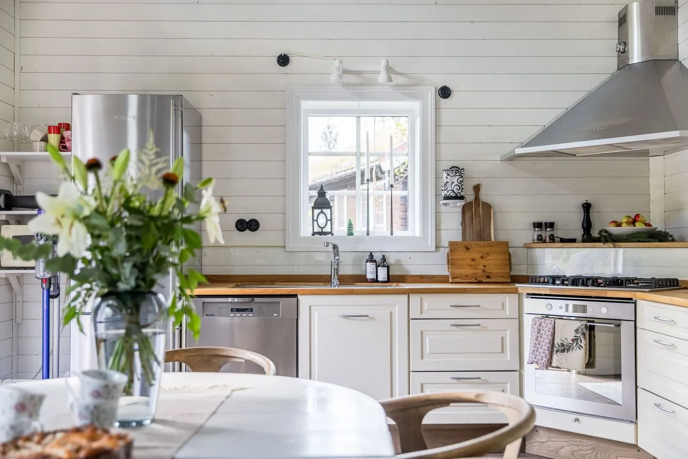 Contemporary 4-Bedroom House with Pool and Garden in Funäsdalen, Sweden - View image 6 of 25