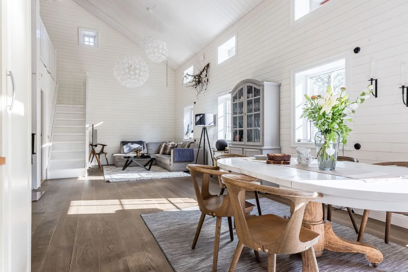 Contemporary 4-Bedroom House with Pool and Garden in Funäsdalen, Sweden - View image 9 of 25