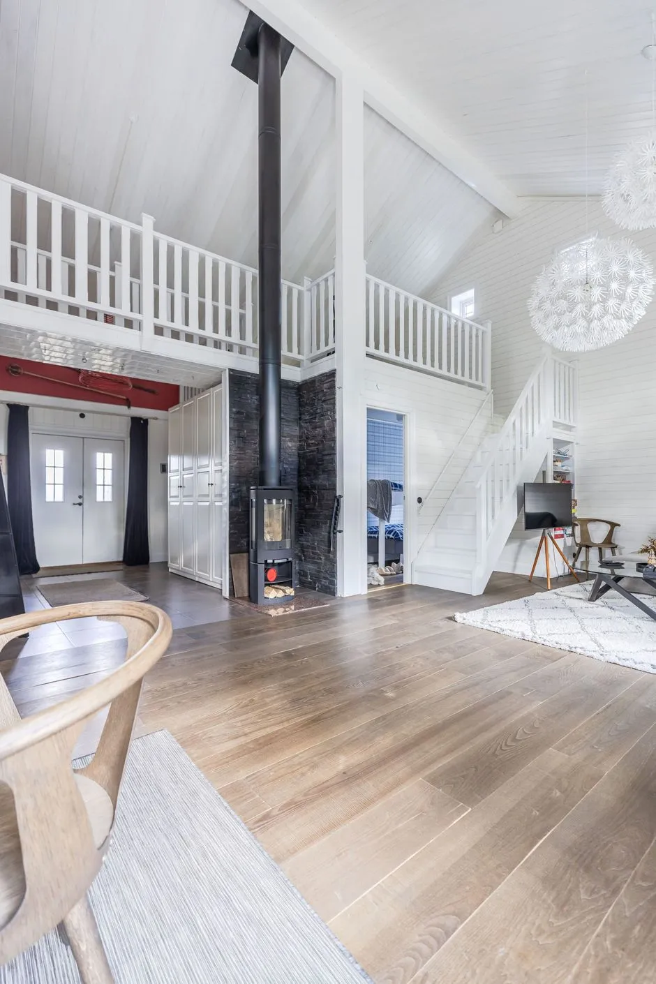 Contemporary 4-Bedroom House with Pool and Garden in Funäsdalen, Sweden - View image 12 of 25