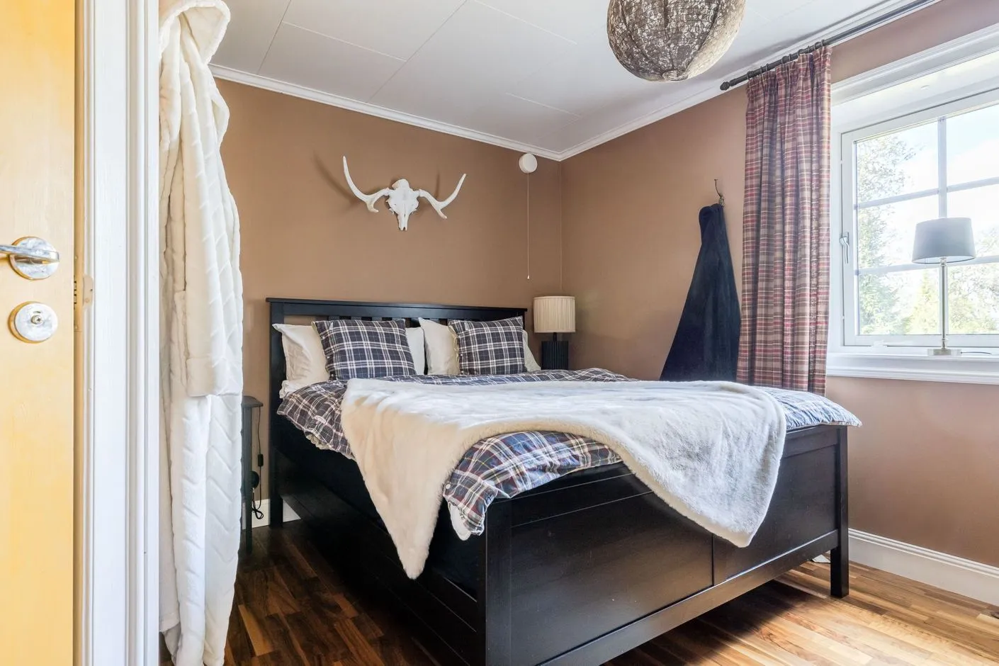 Contemporary 4-Bedroom House with Pool and Garden in Funäsdalen, Sweden - View image 18 of 25