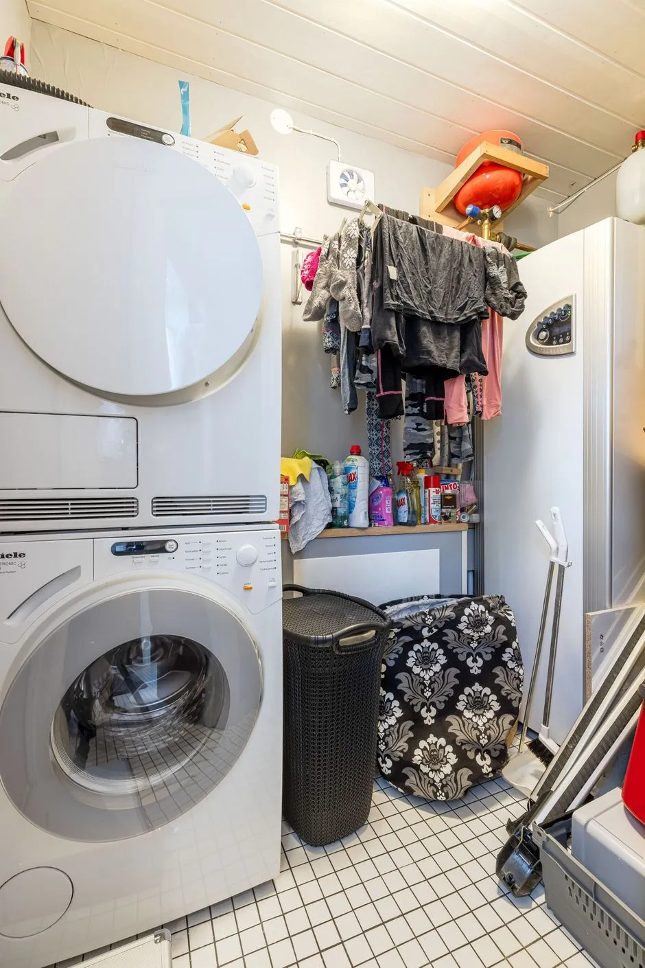 Contemporary 4-Bedroom House with Pool and Garden in Funäsdalen, Sweden - View image 23 of 25