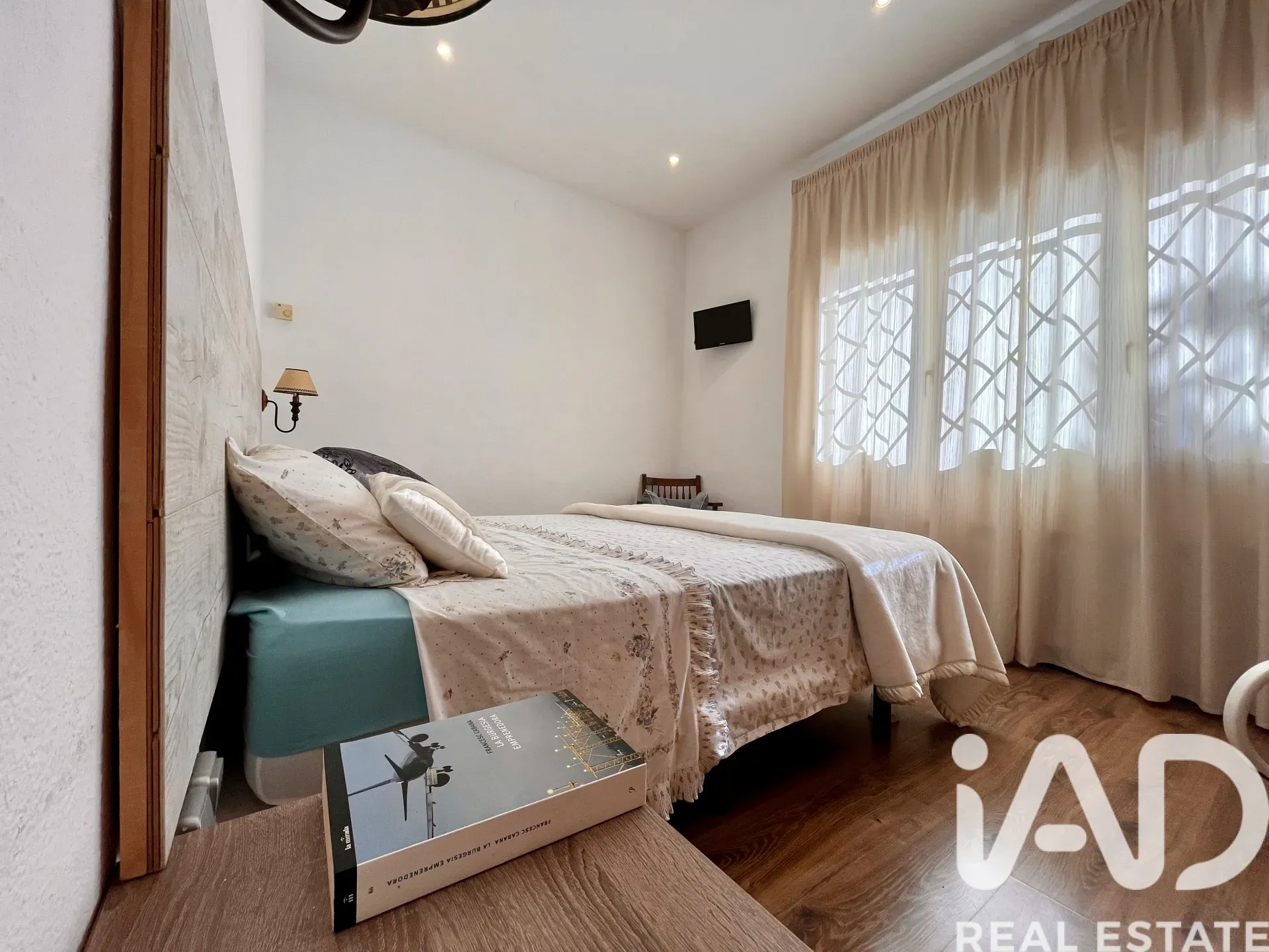 1970s Begues House with Pool and Garden Near Barcelona - View image 24 of 39