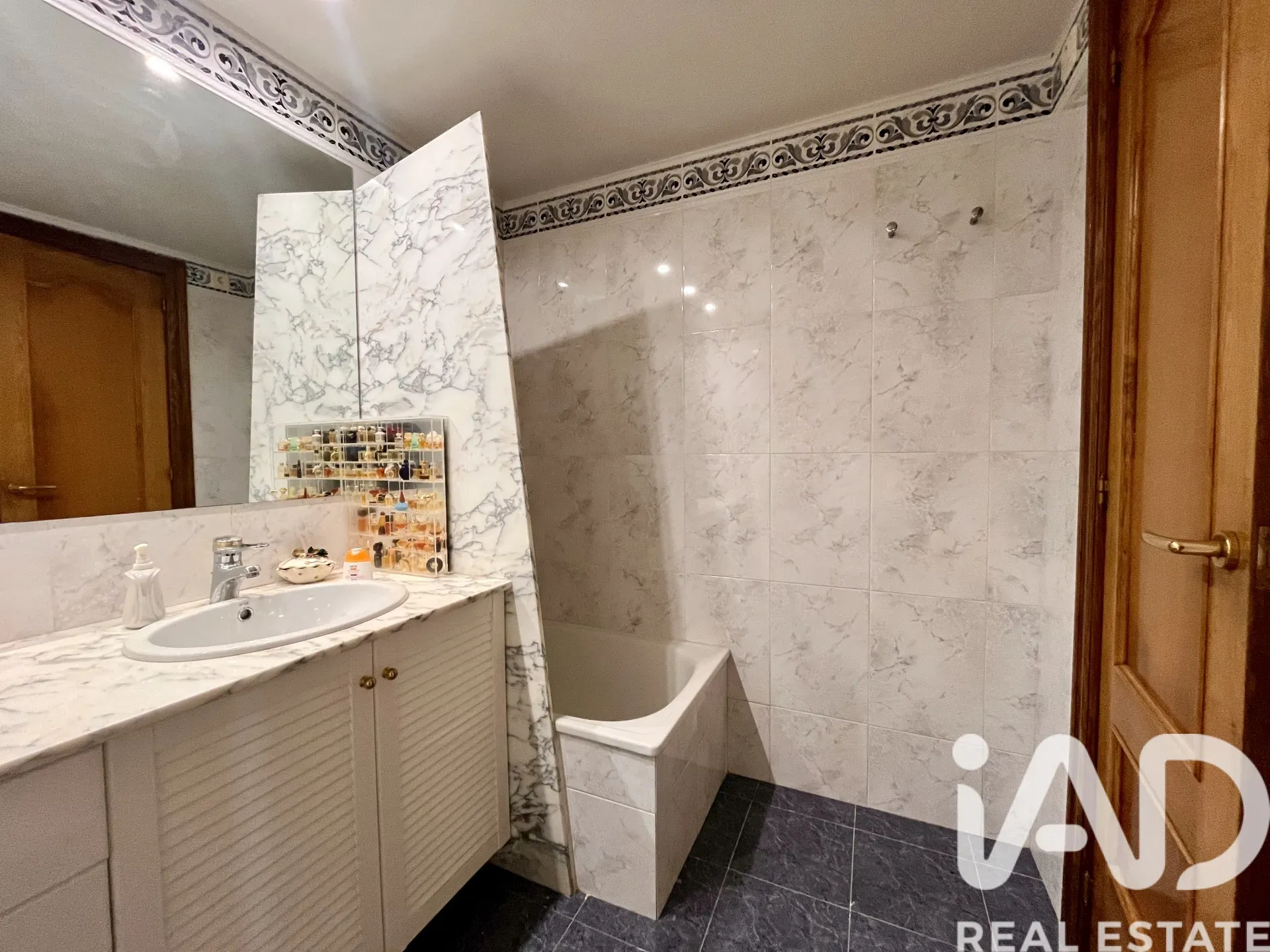 1970s Begues House with Pool and Garden Near Barcelona - View image 35 of 39