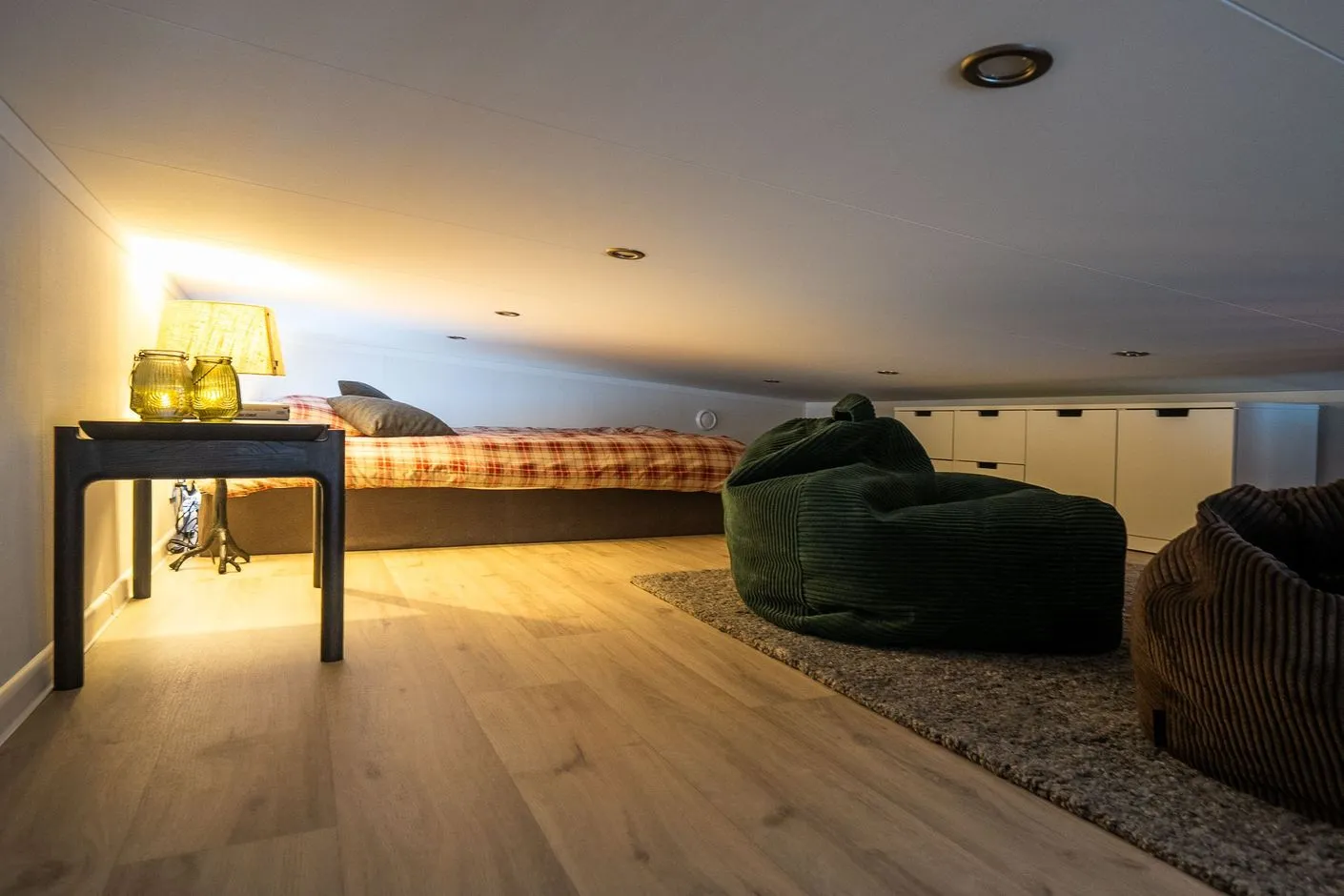 Modern Four-Bedroom House in Hemavan With Contemporary Design - View image 23 of 34